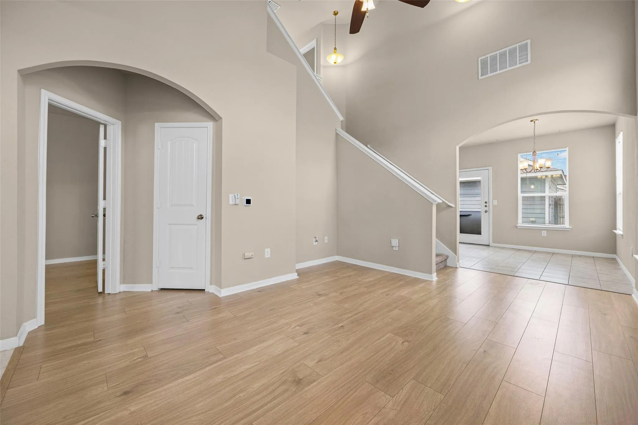 Photo 2 of 1700 ARBORSIDE DR