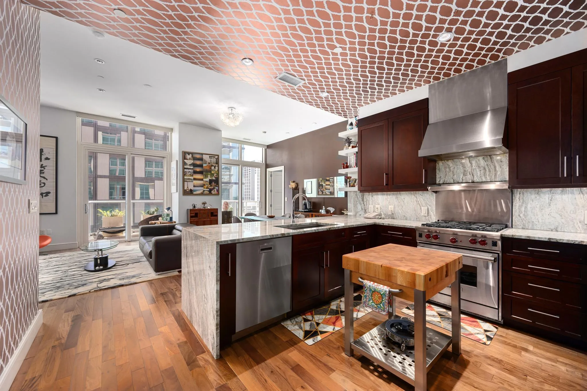 Photo 2 of 98 SAN JACINTO BLVD #1306