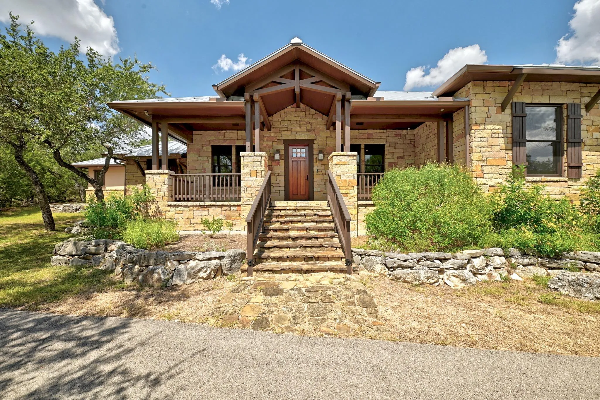 Photo of 158 CONDOR DR, San Marcos, TX, 78666