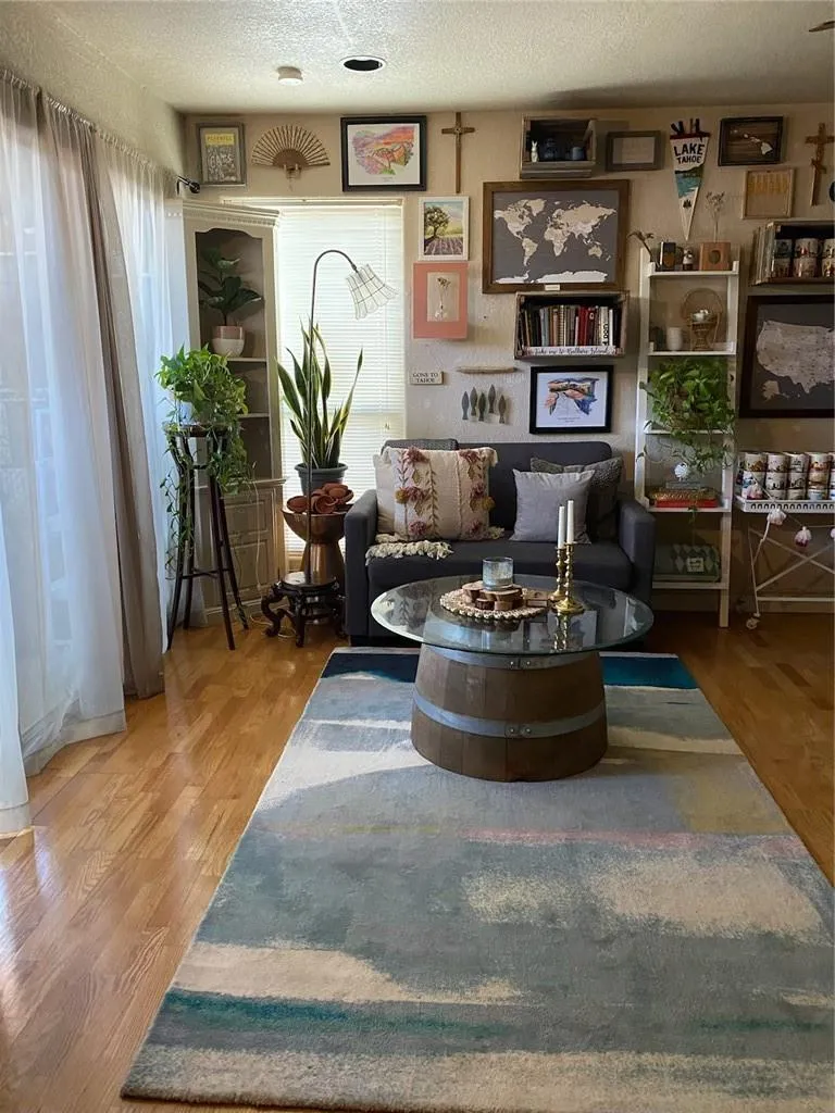 Photo of 112 W 38TH ST #202, Austin, 78705