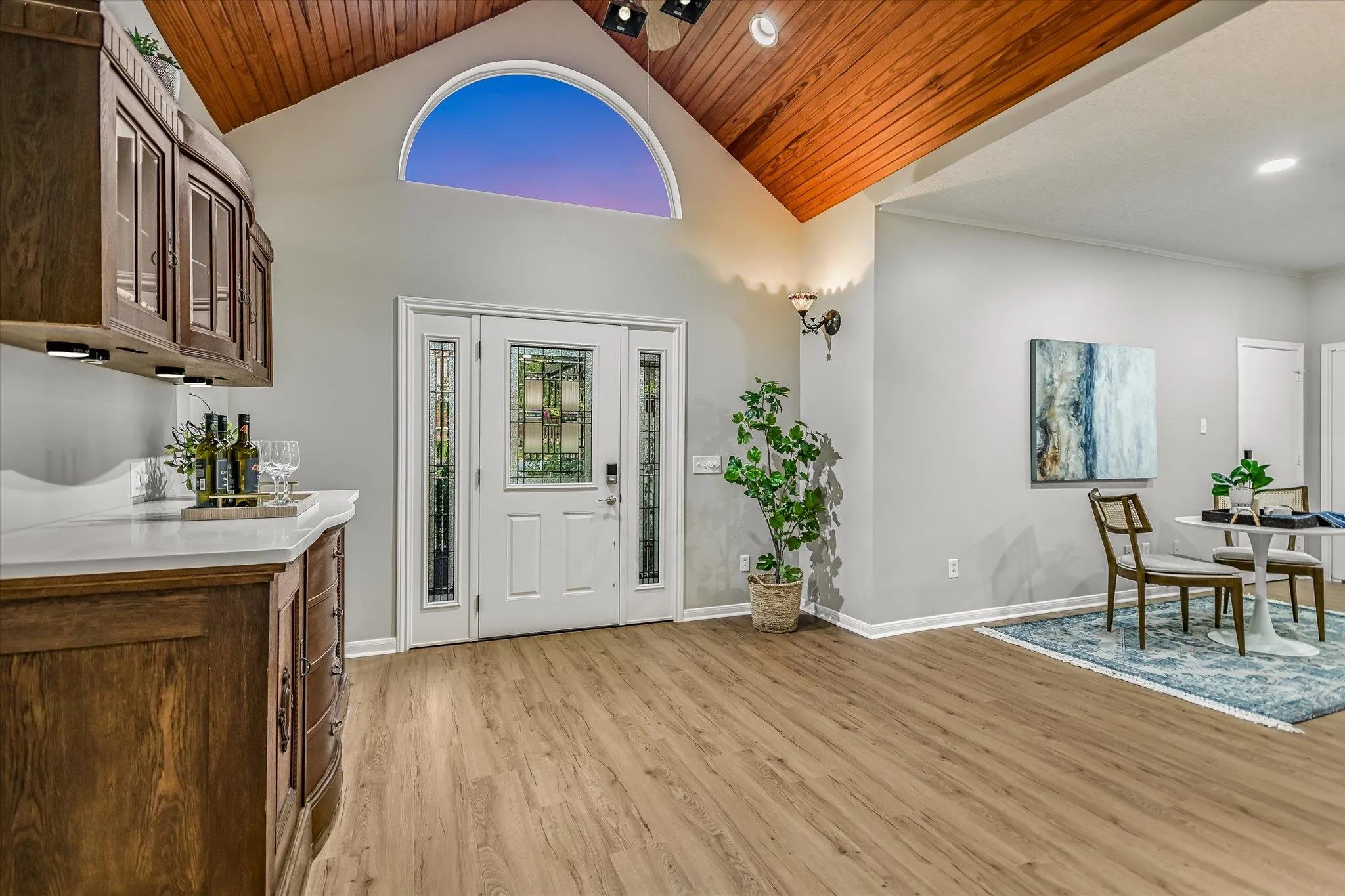 Photo 5 of 11704 SWEARINGEN DR