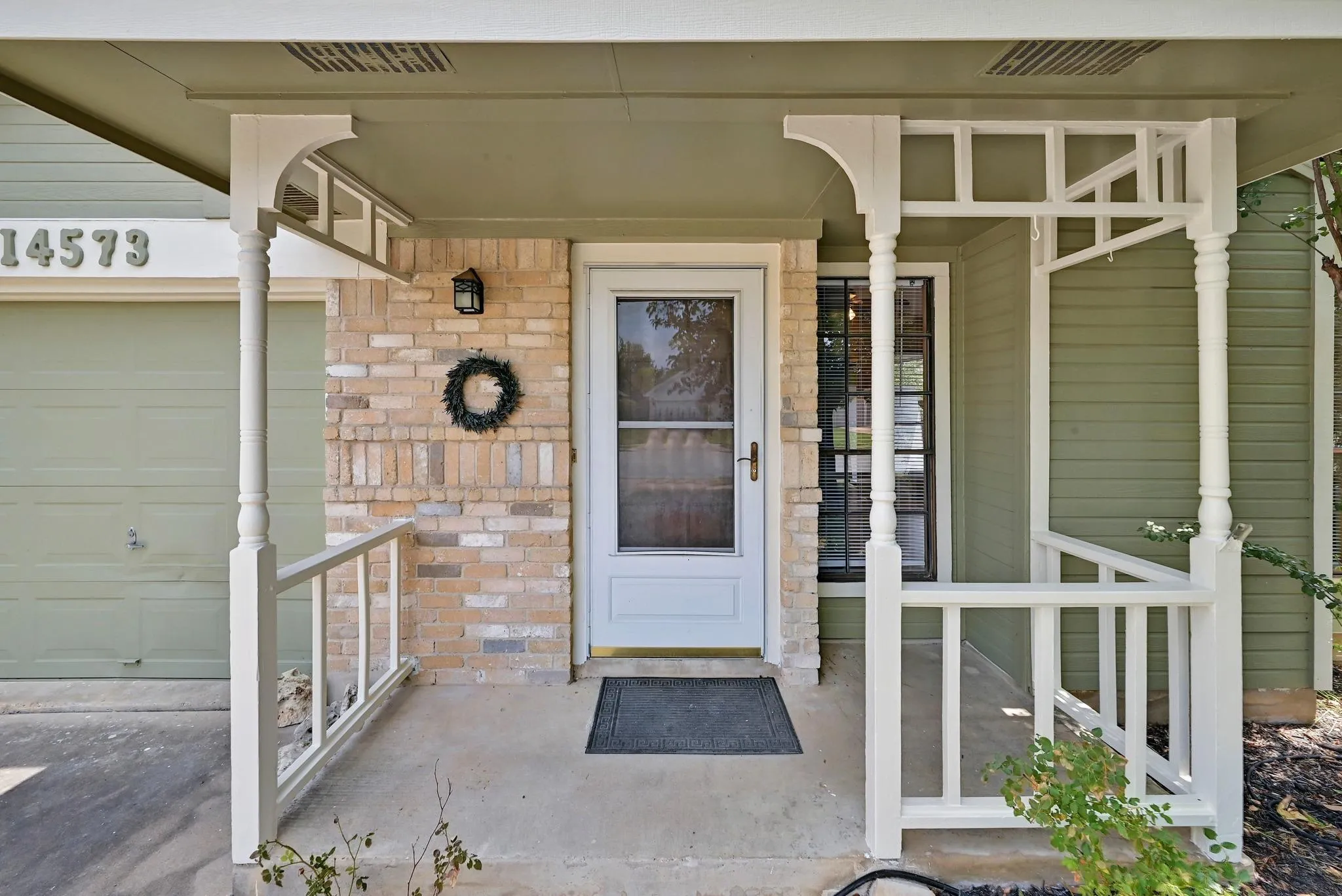 Photo 4 of 14573 ROBERT I WALKER BLVD