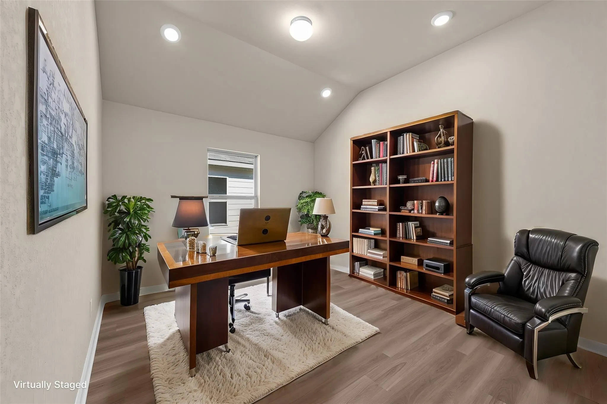 Photo 5 of 245 TESSARIA DR