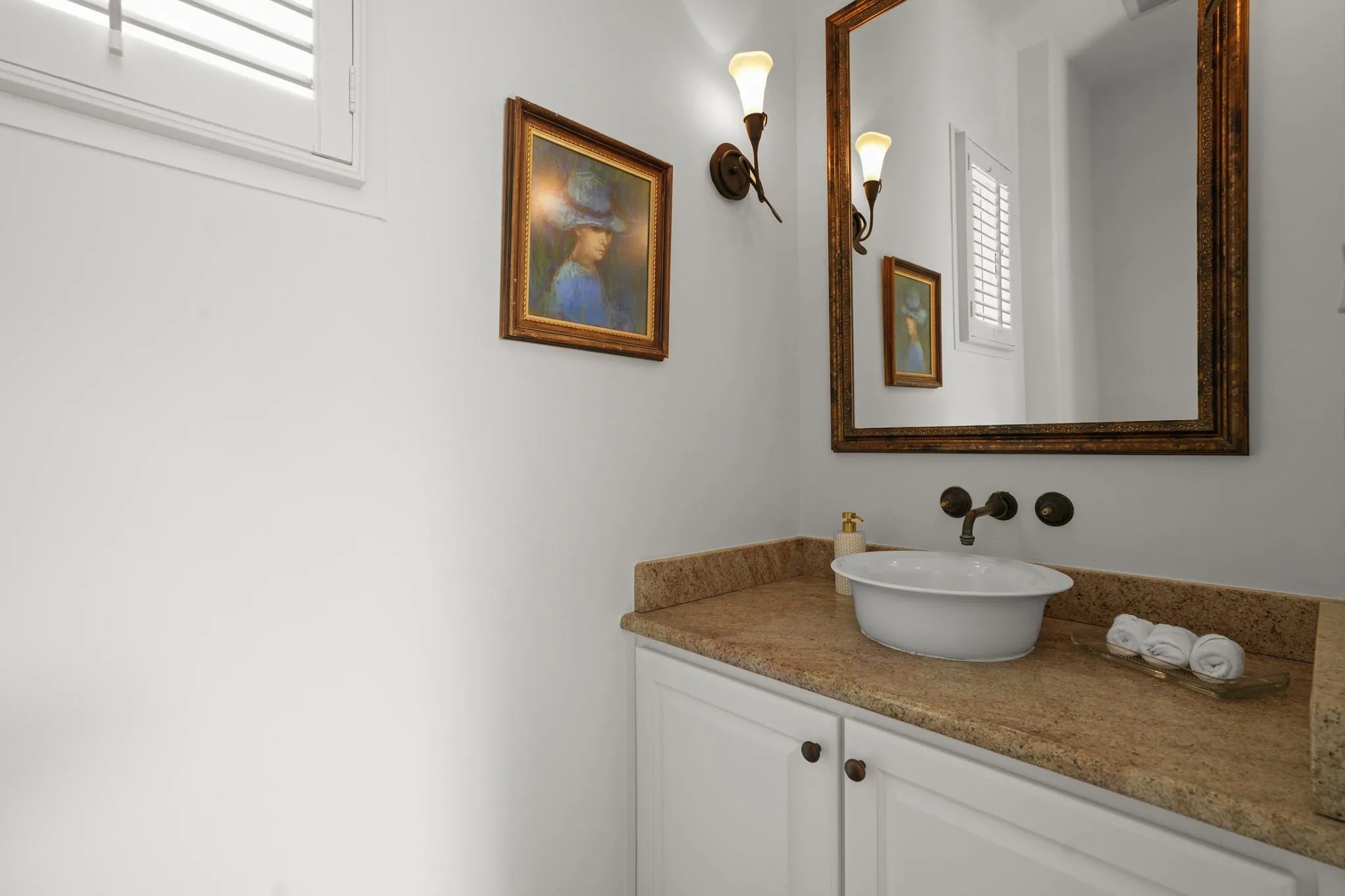 Photo 5 of 1406 MOHLE DR