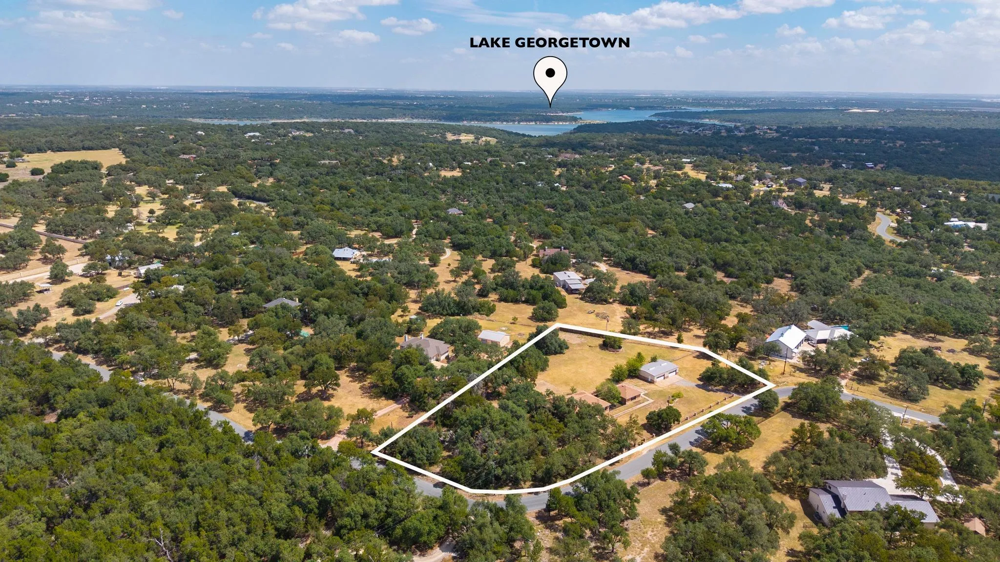 Photo 5 of 2852 CEDAR HOLLOW RD