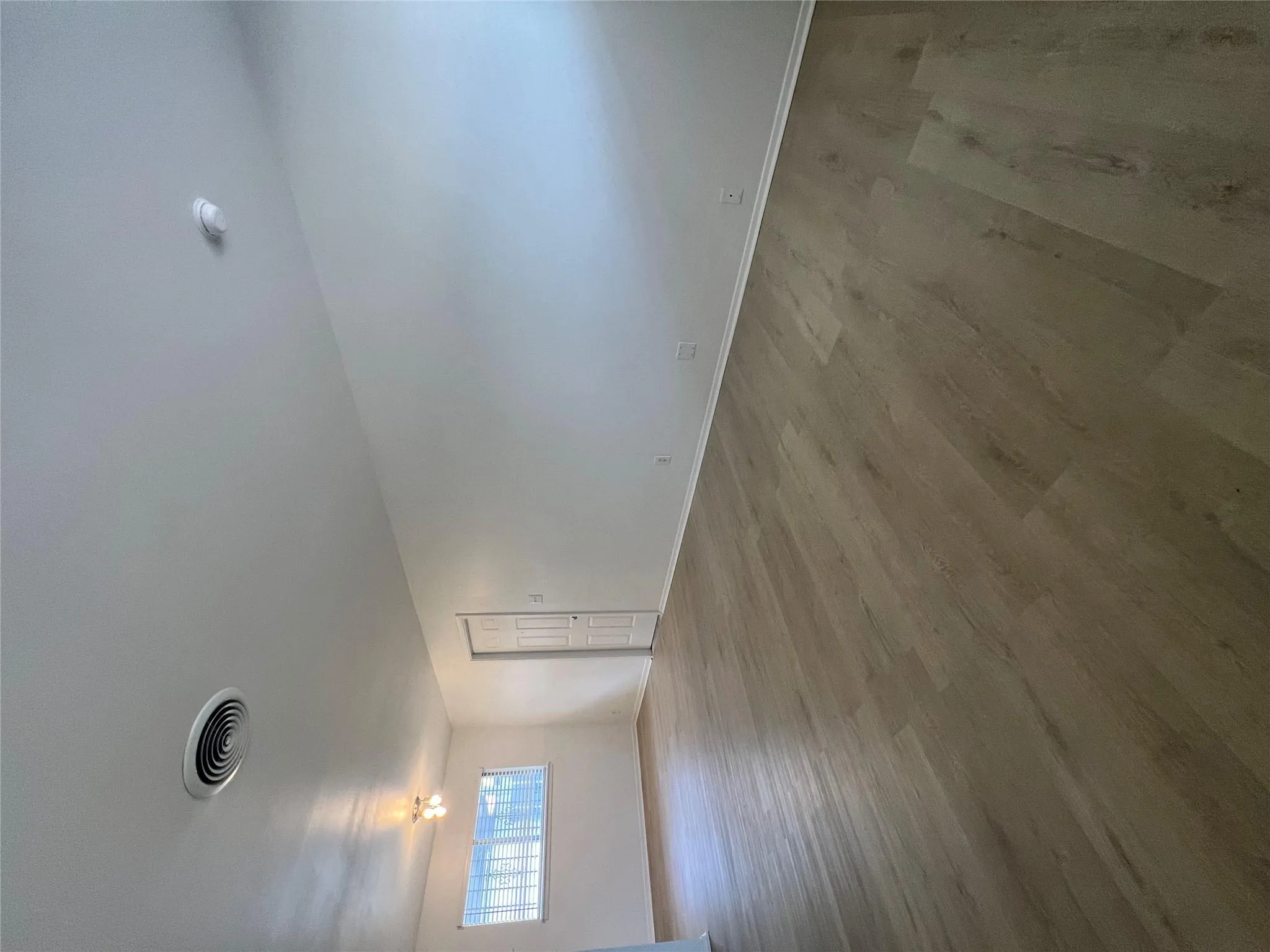 Photo 3 of 6005 CAMERON RD #A