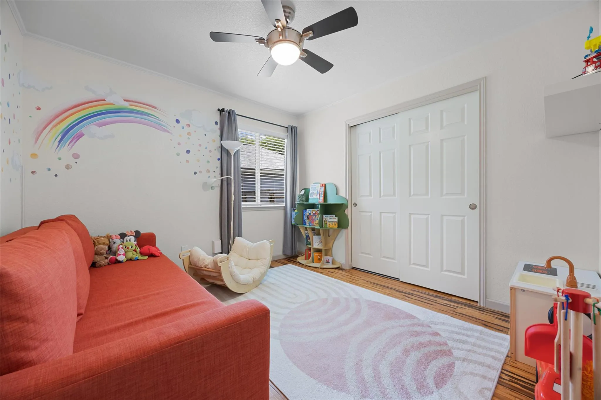 Photo 4 of 813 DORNACH CT
