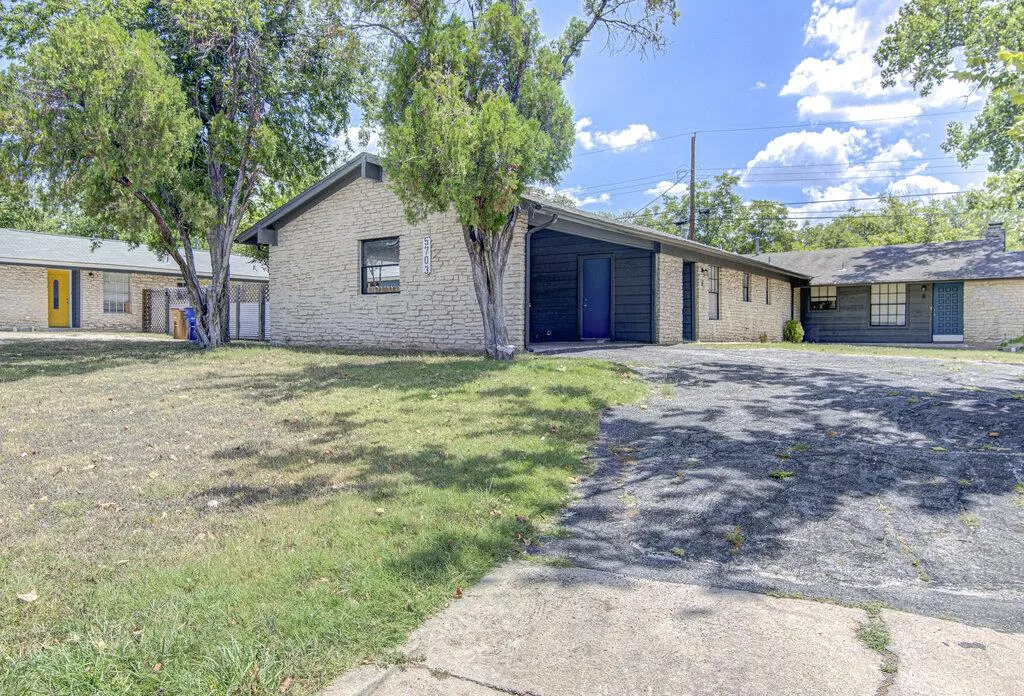 Photo of 5703 GLOUCESTER LN #A, Austin, 78723