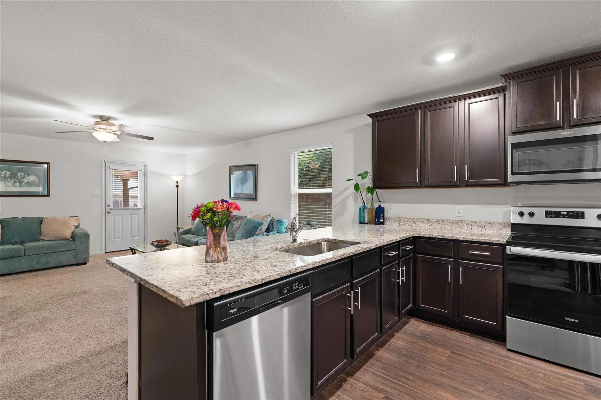 Photo 5 of 212 HYACINTH WAY
