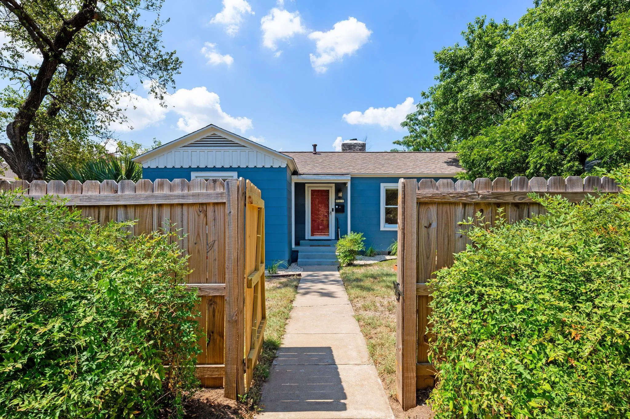 Photo of 811 E 45TH ST, Austin, TX, 78751