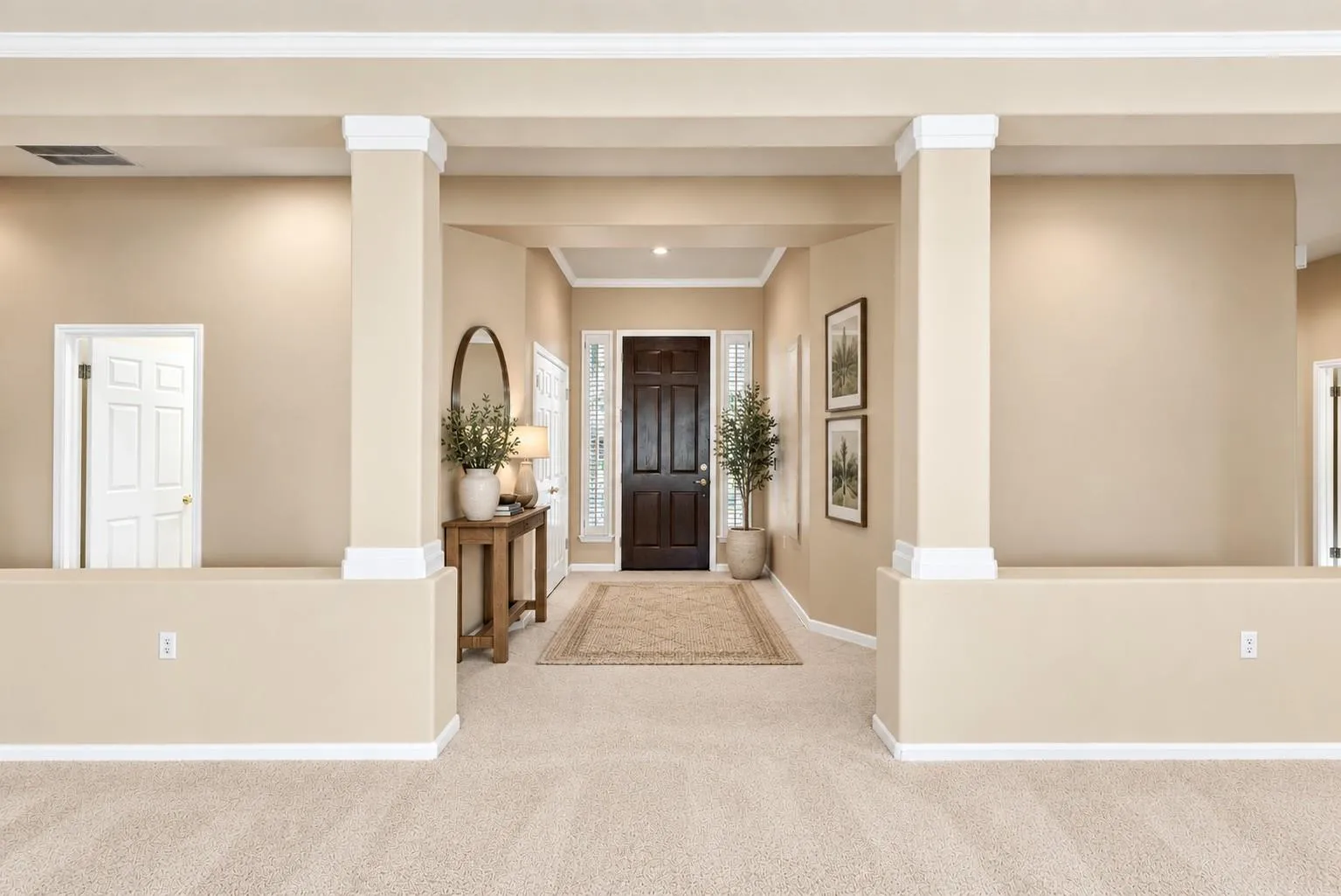 Photo 4 of 128 CREPE MYRTLE LN