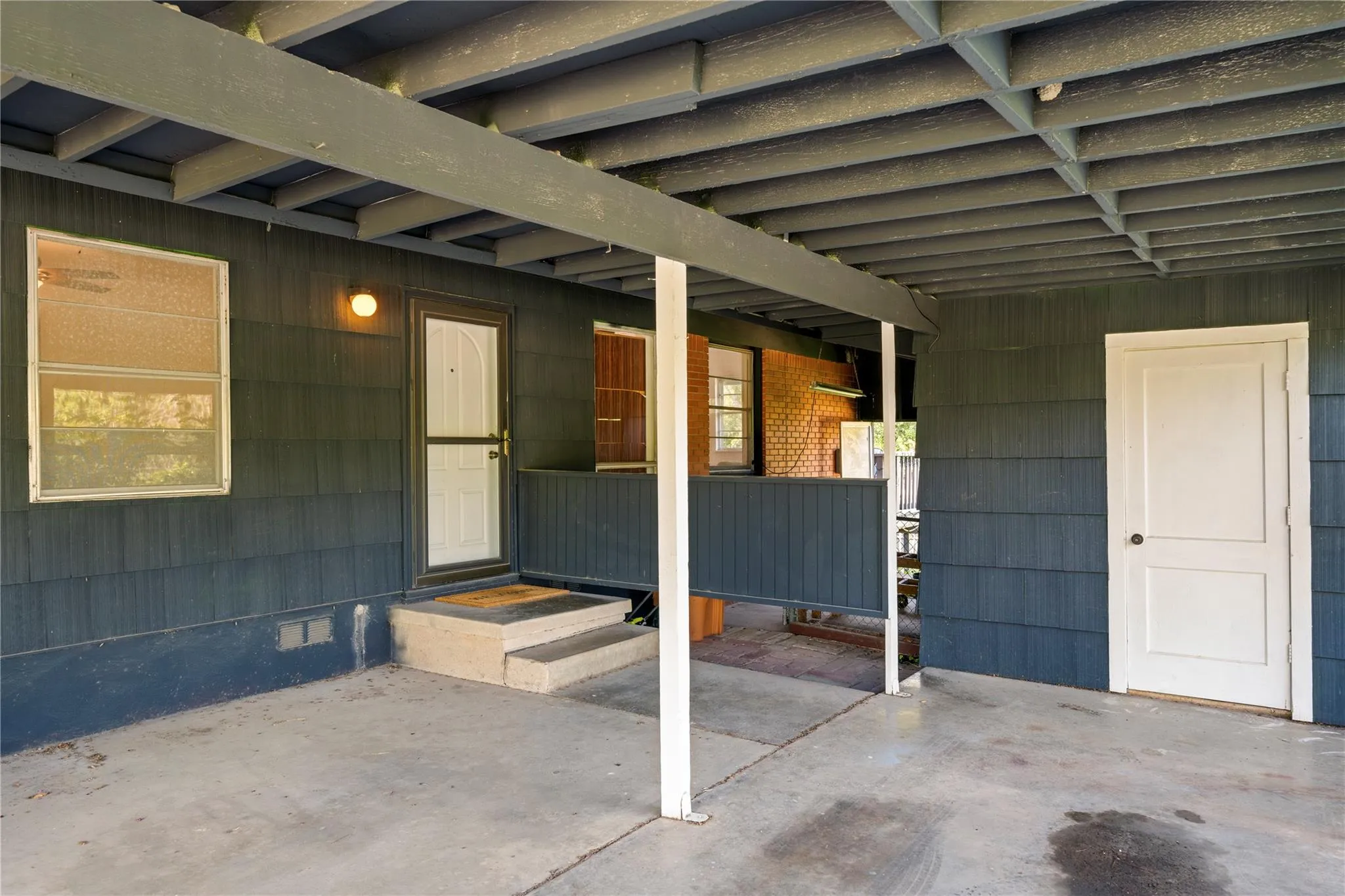 Photo 4 of 402 PHILCO DR