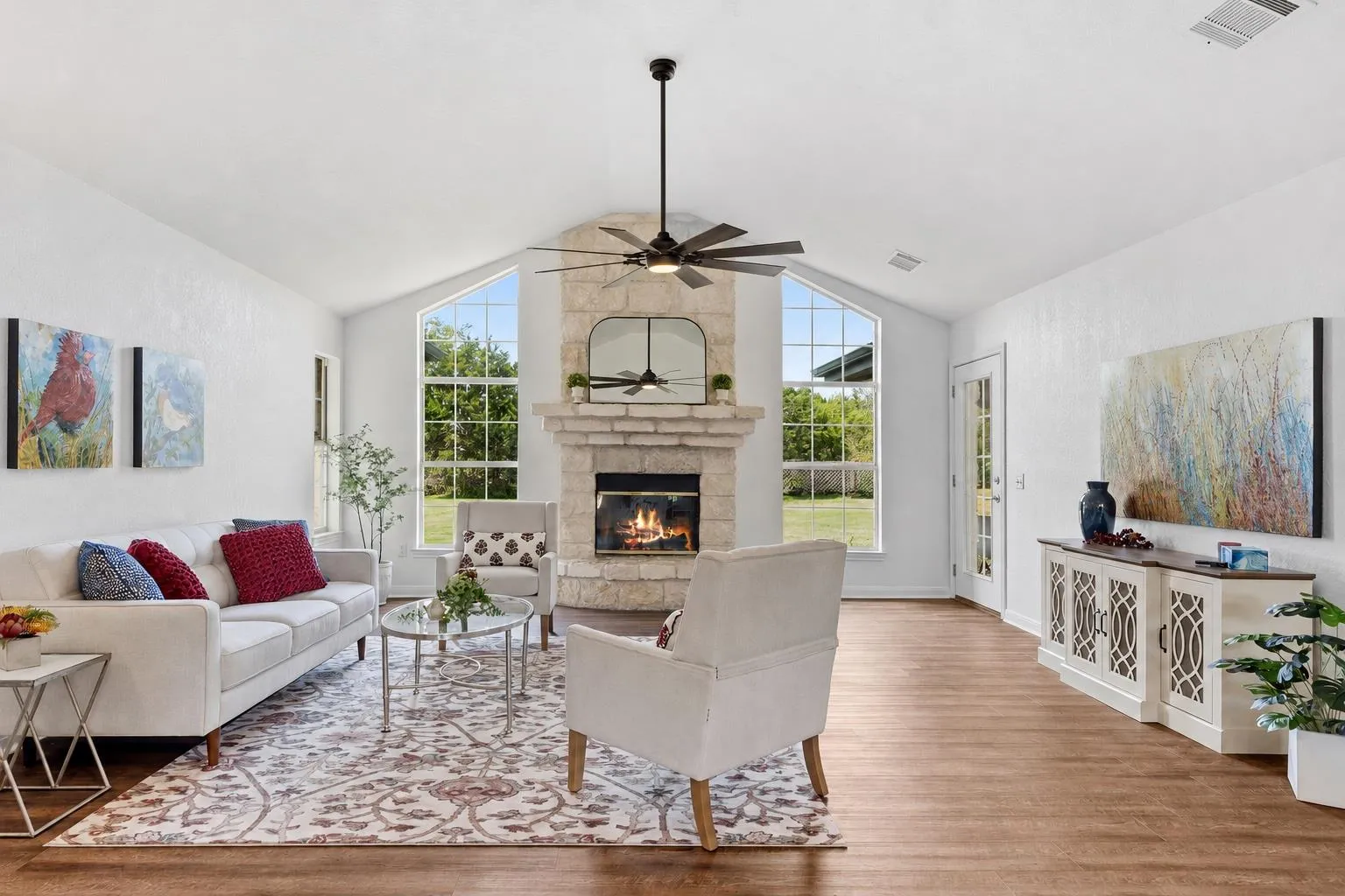 Photo 4 of 207 MEADOW OAKS DR
