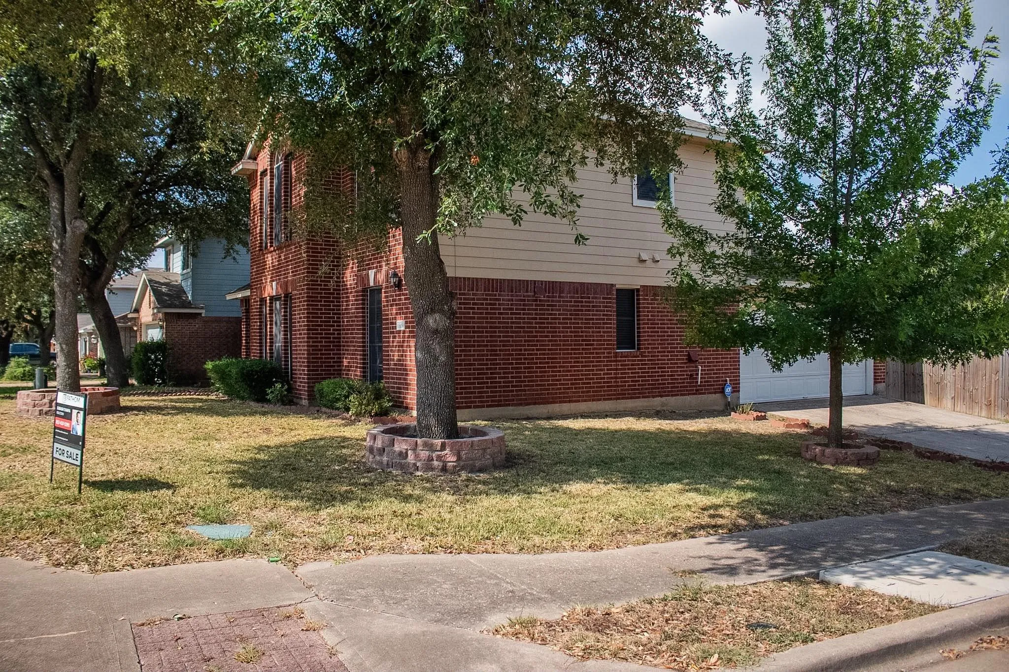 Photo 5 of 15236 DRUSILLAS DR