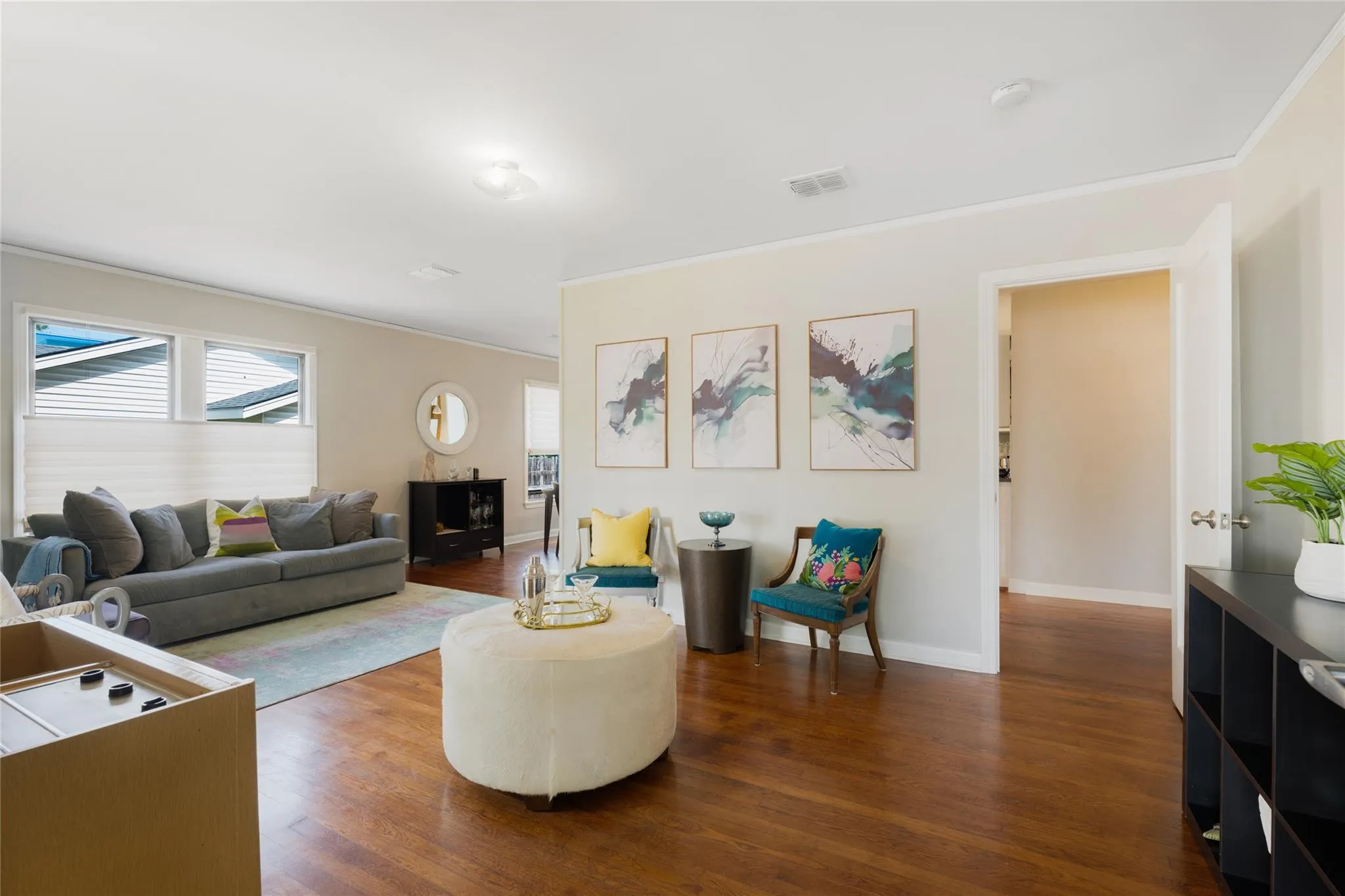 Photo 4 of 1404 JUSTIN LN #1