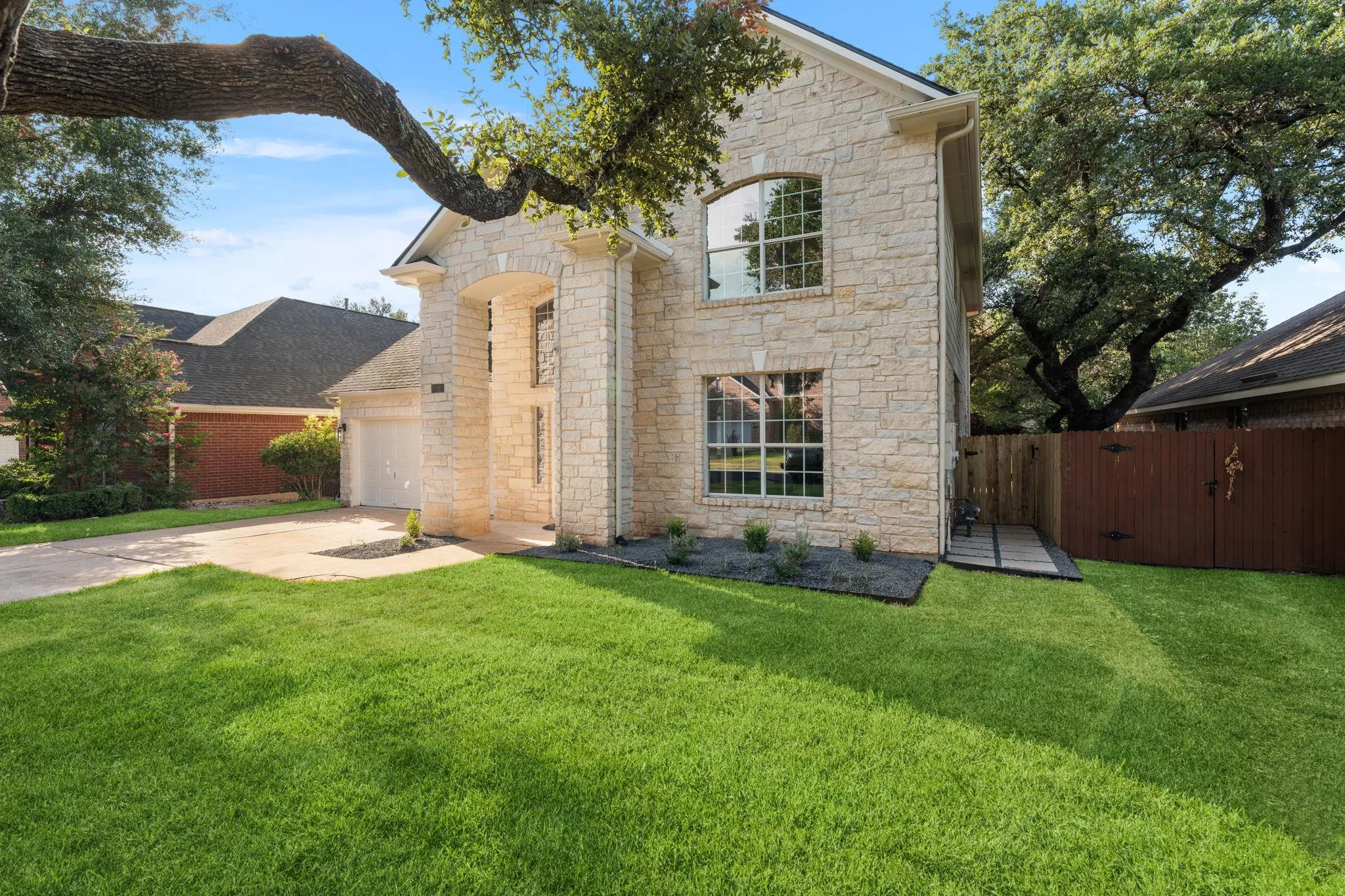Photo 2 of 15114 GALENA DR