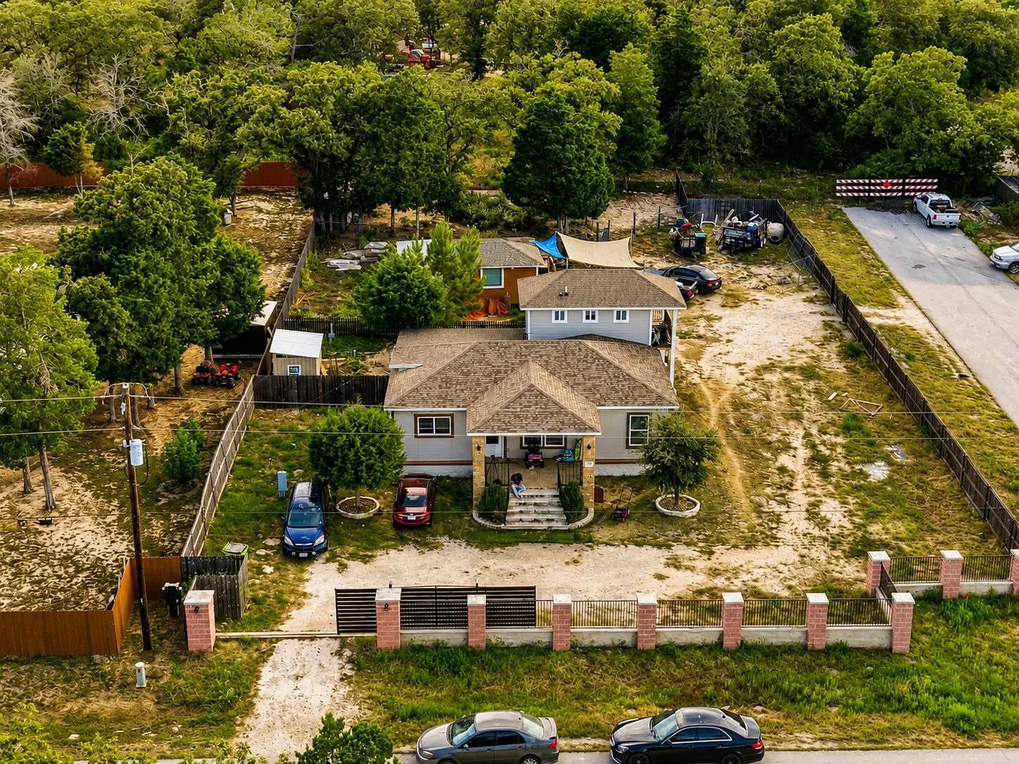 Photo 2 of 130 LOS ARCOS RD