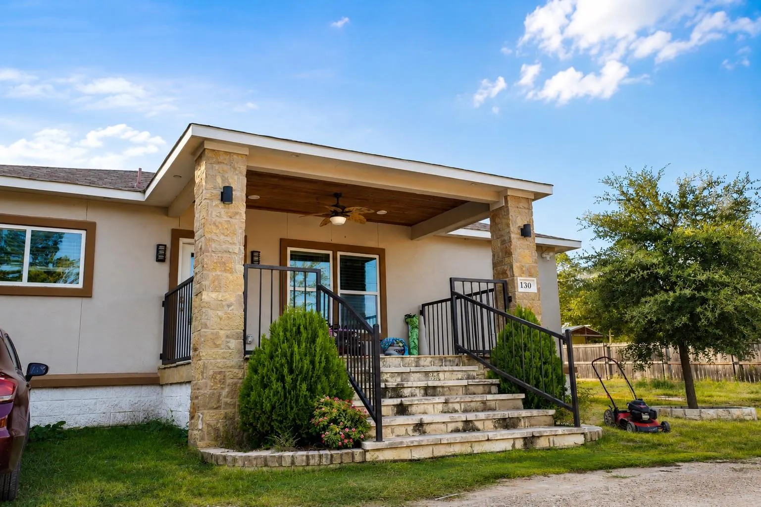 Photo of 130 LOS ARCOS RD, Elgin, TX, 78621