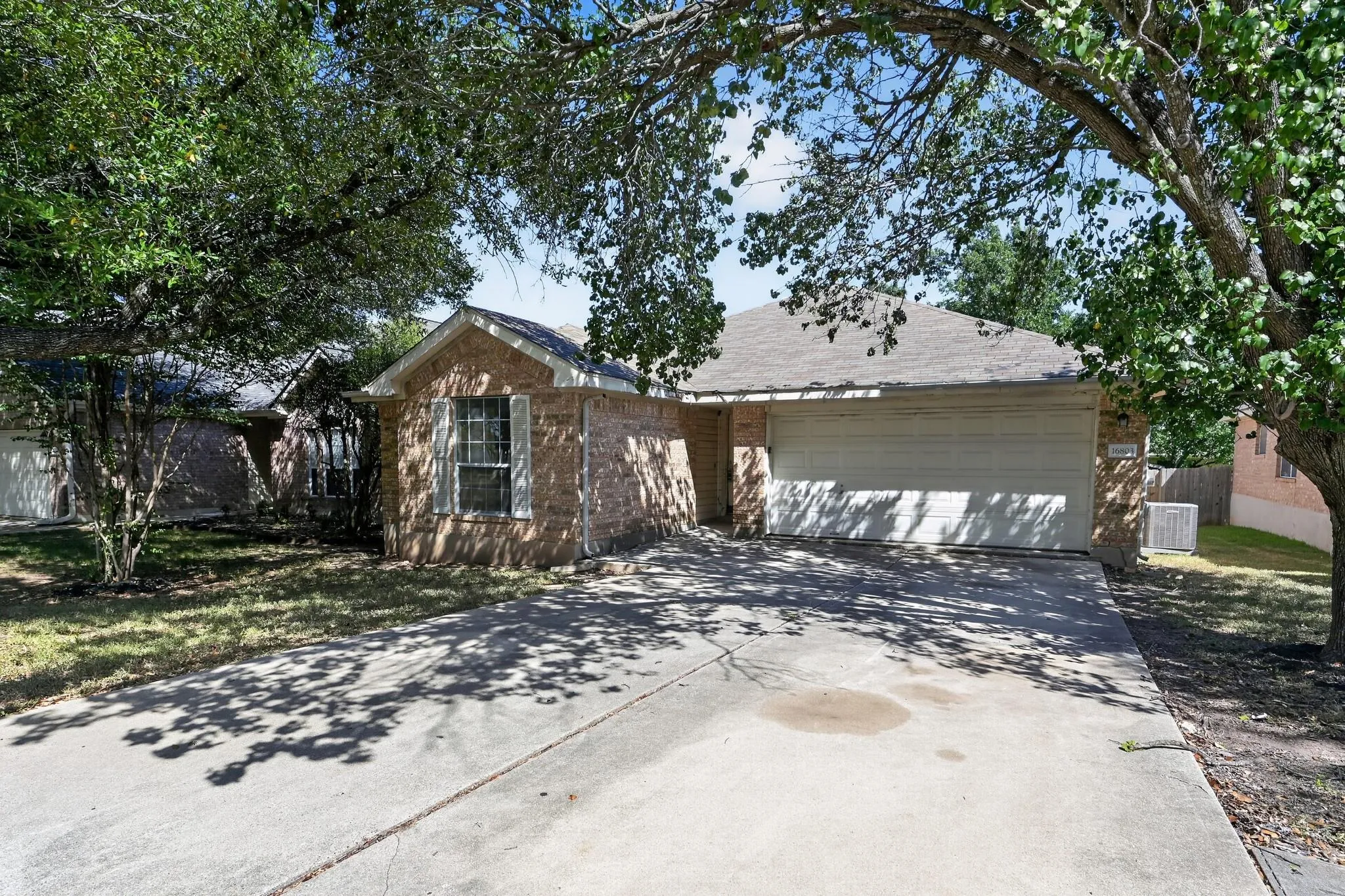 Photo 2 of 16803 DORMAN DR