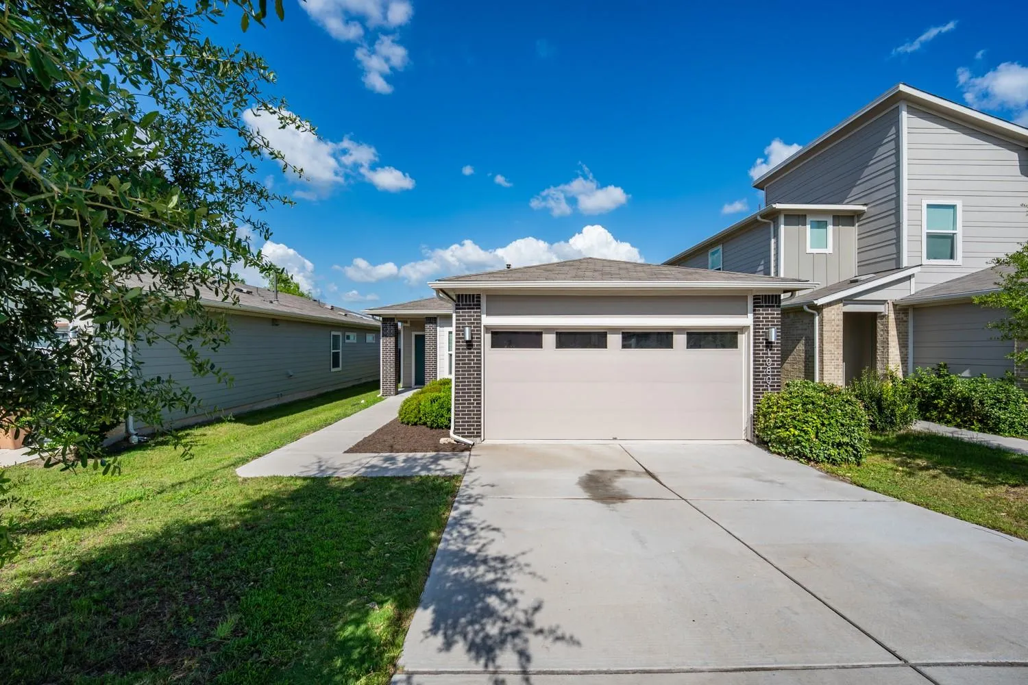 Photo of 10801 MERIS LN, Austin, TX, 78754