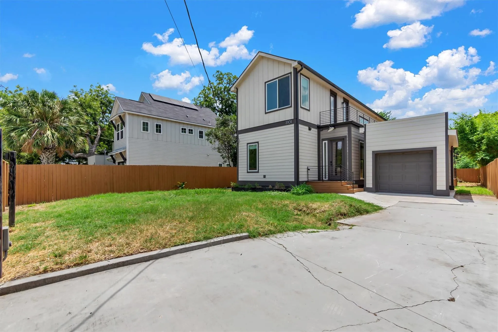 Photo 3 of 3101 LYONS RD #A