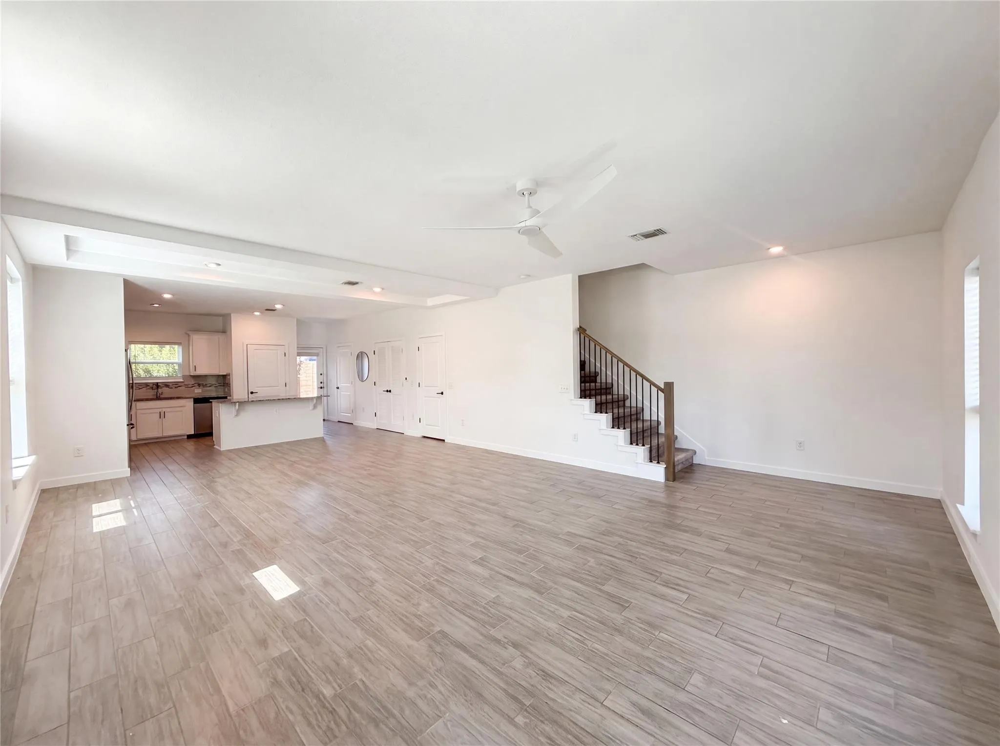 Photo 3 of 5713 CHARLES MERLE DR #48