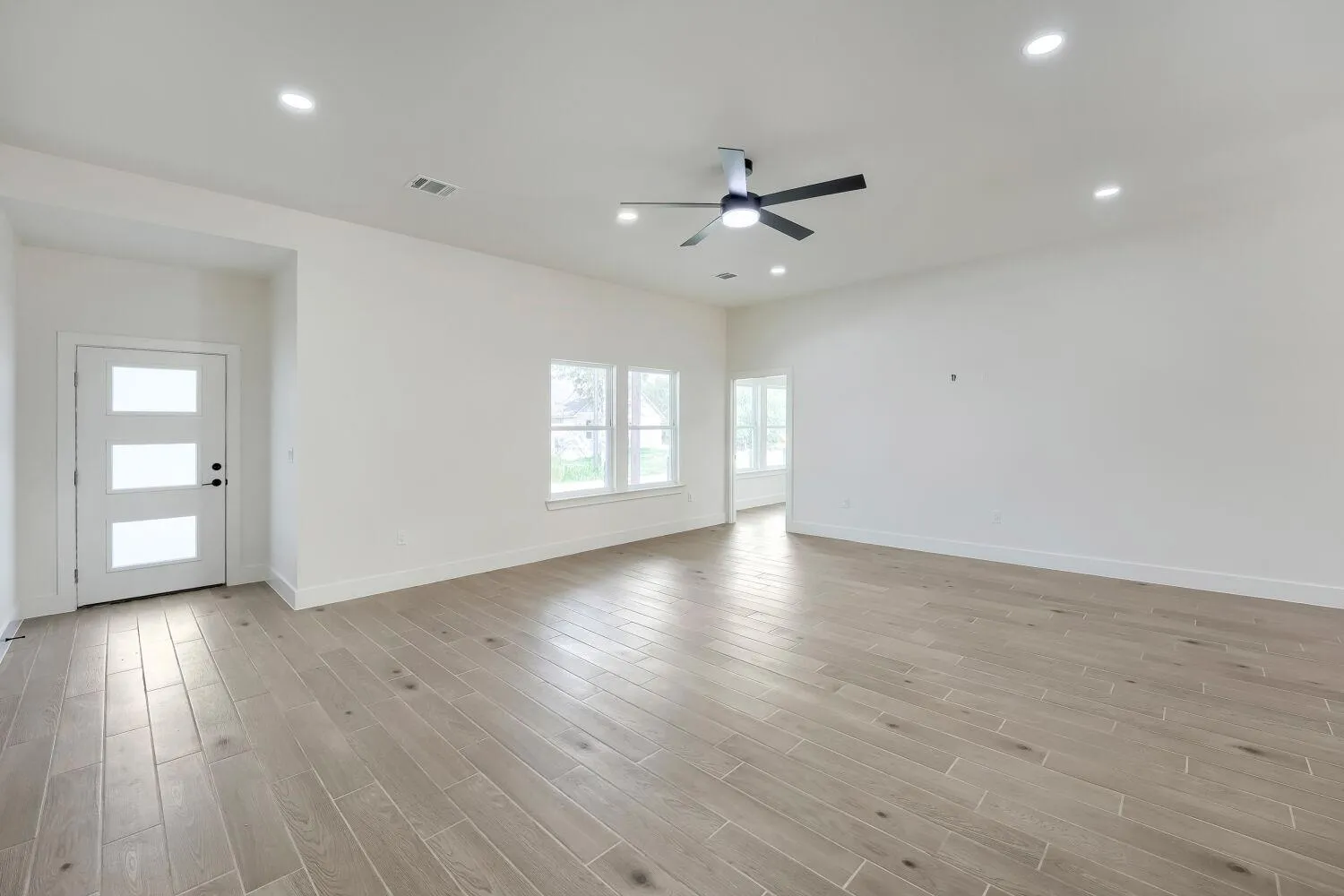 Photo 5 of 334 NENE LN