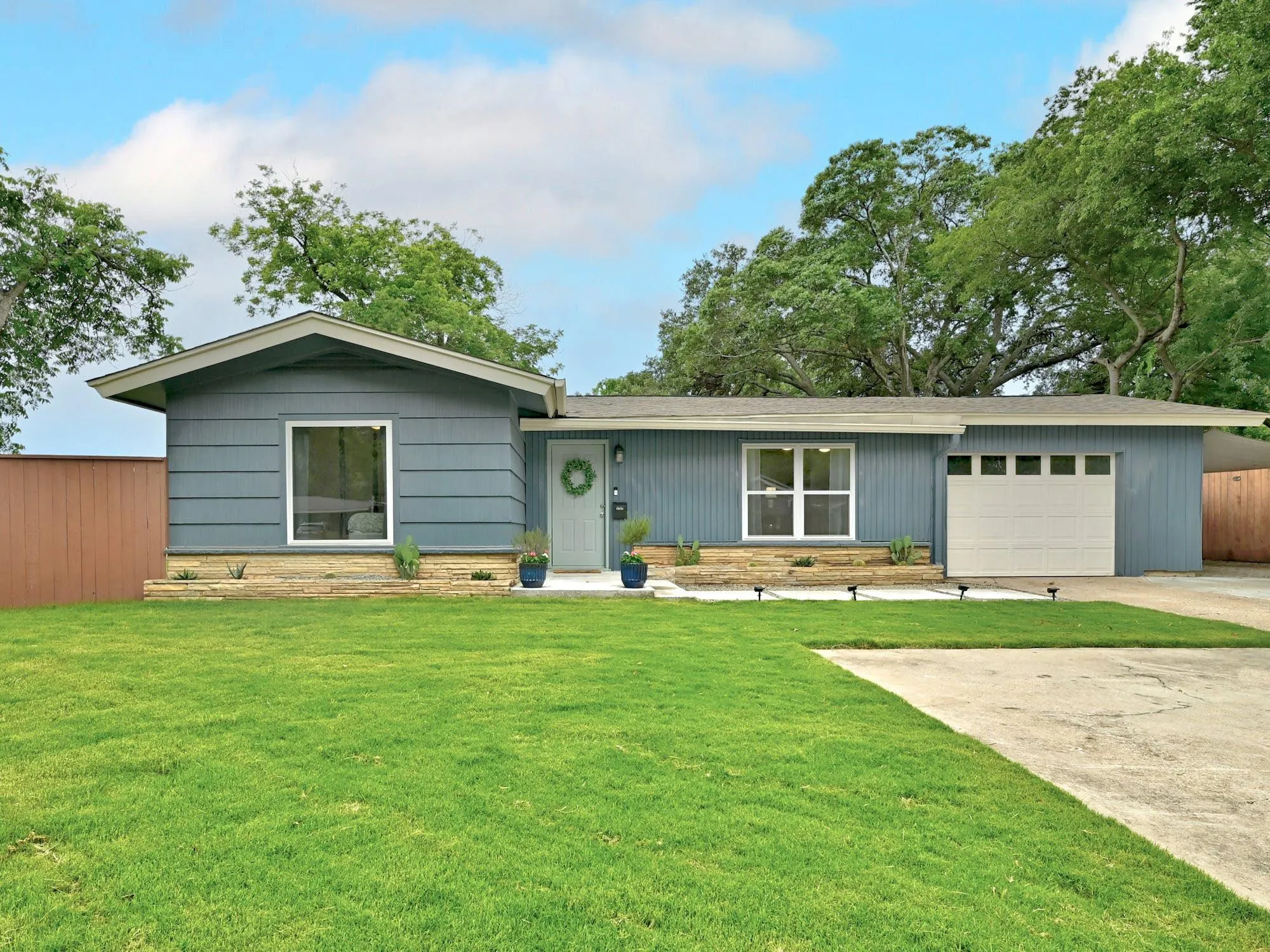 Photo of 5700 AVENUE G, Austin, TX, 78752