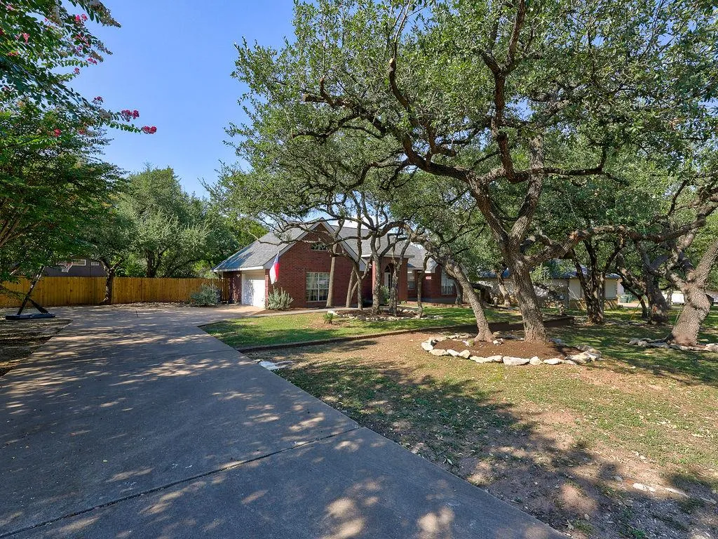 Photo 3 of 4319 MIRAMAR DR