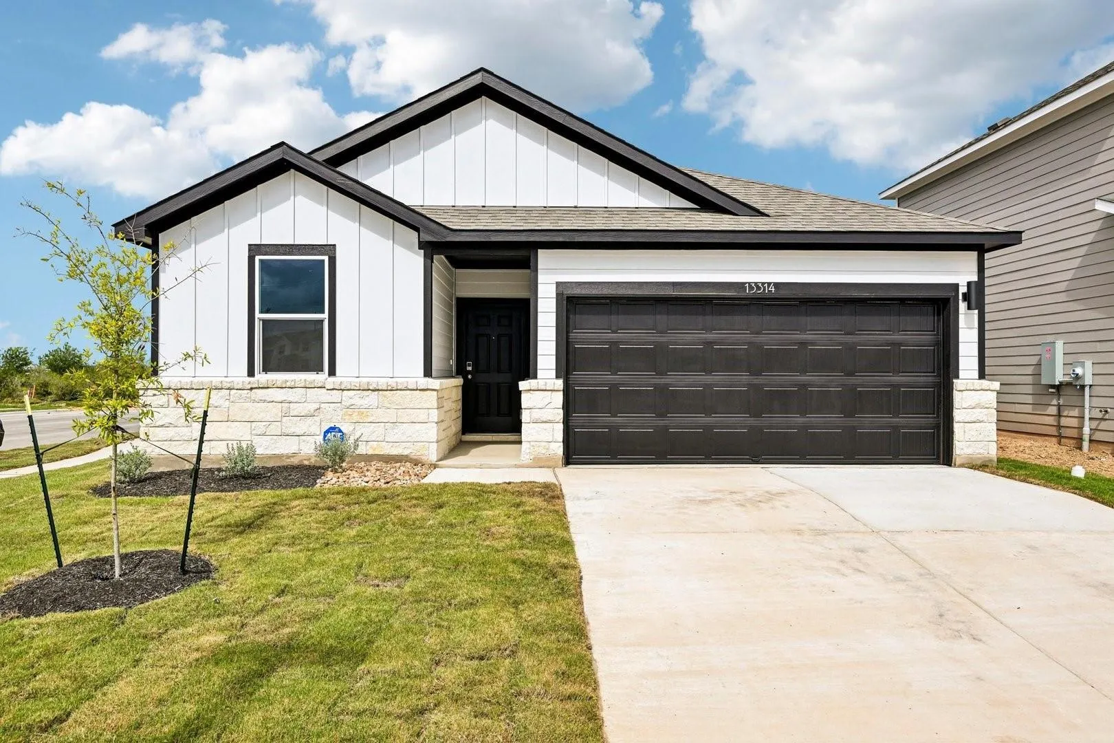 Photo of 13314 FINAL TURN DR, Buda, TX, 78610