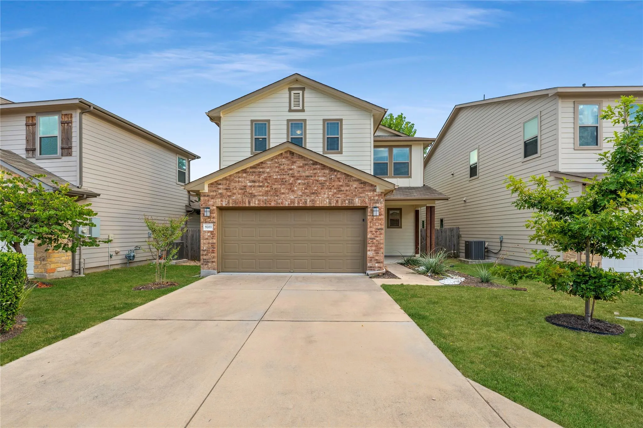 Photo of 9203 MOONSTONE DR, Austin, TX, 78729