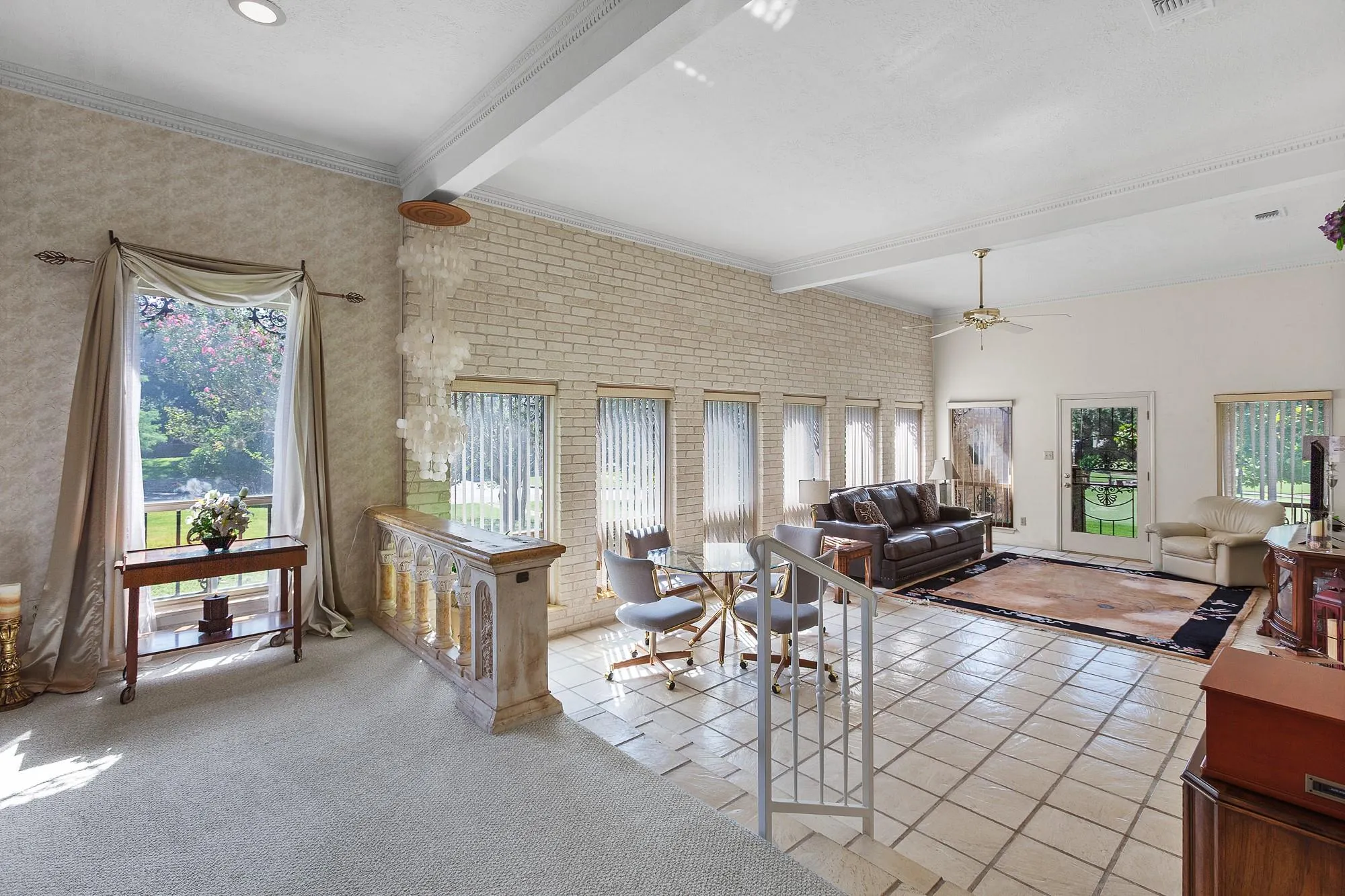 Photo 4 of 2508 ONION CREEK PKWY