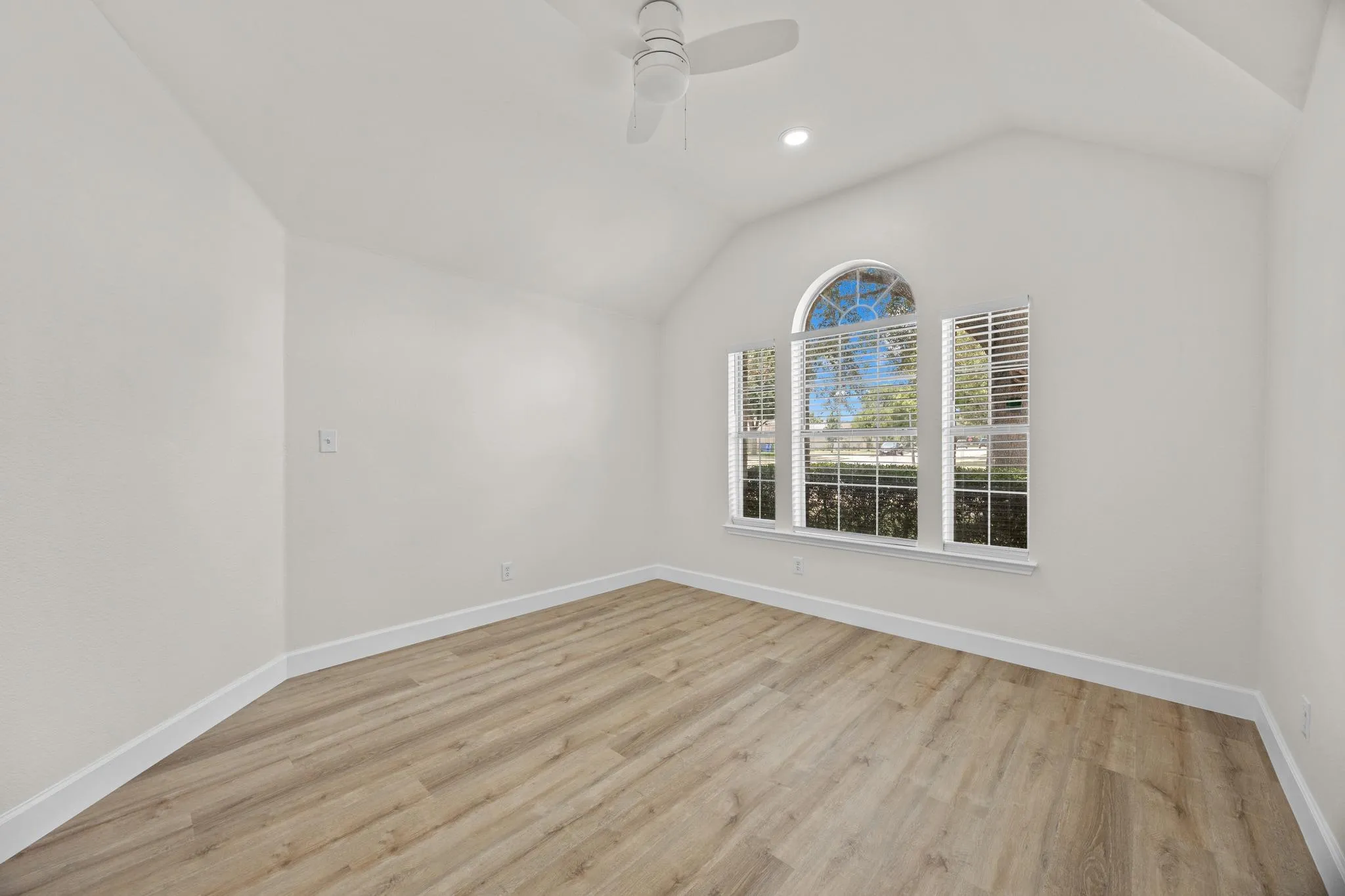 Photo 5 of 801 WILD PETUNIA WAY