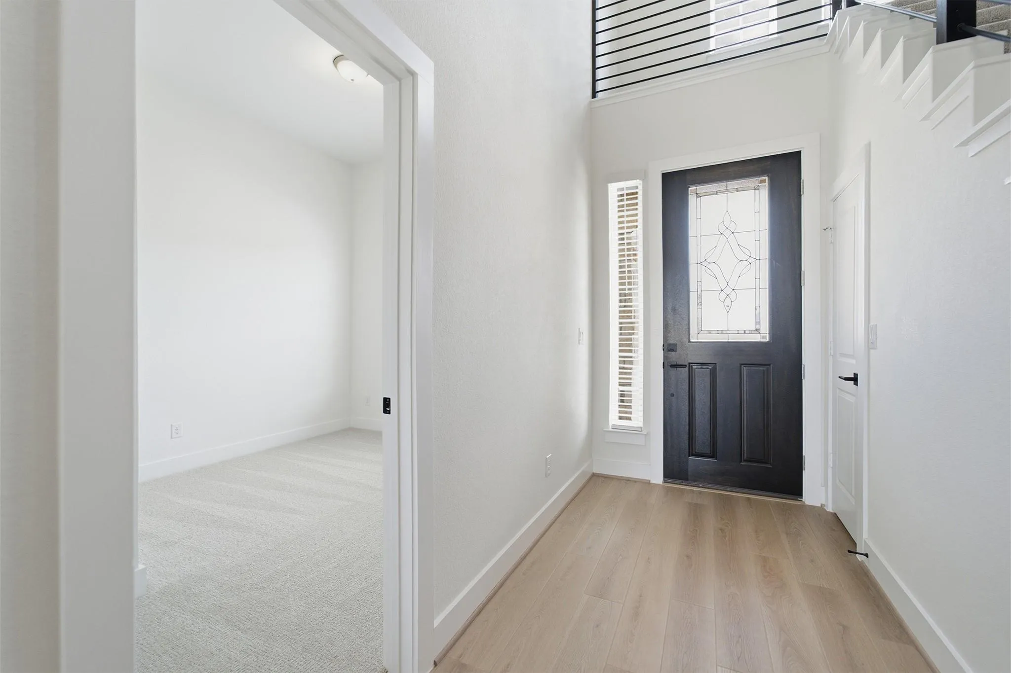 Photo 3 of 550 LOS ALISO CT