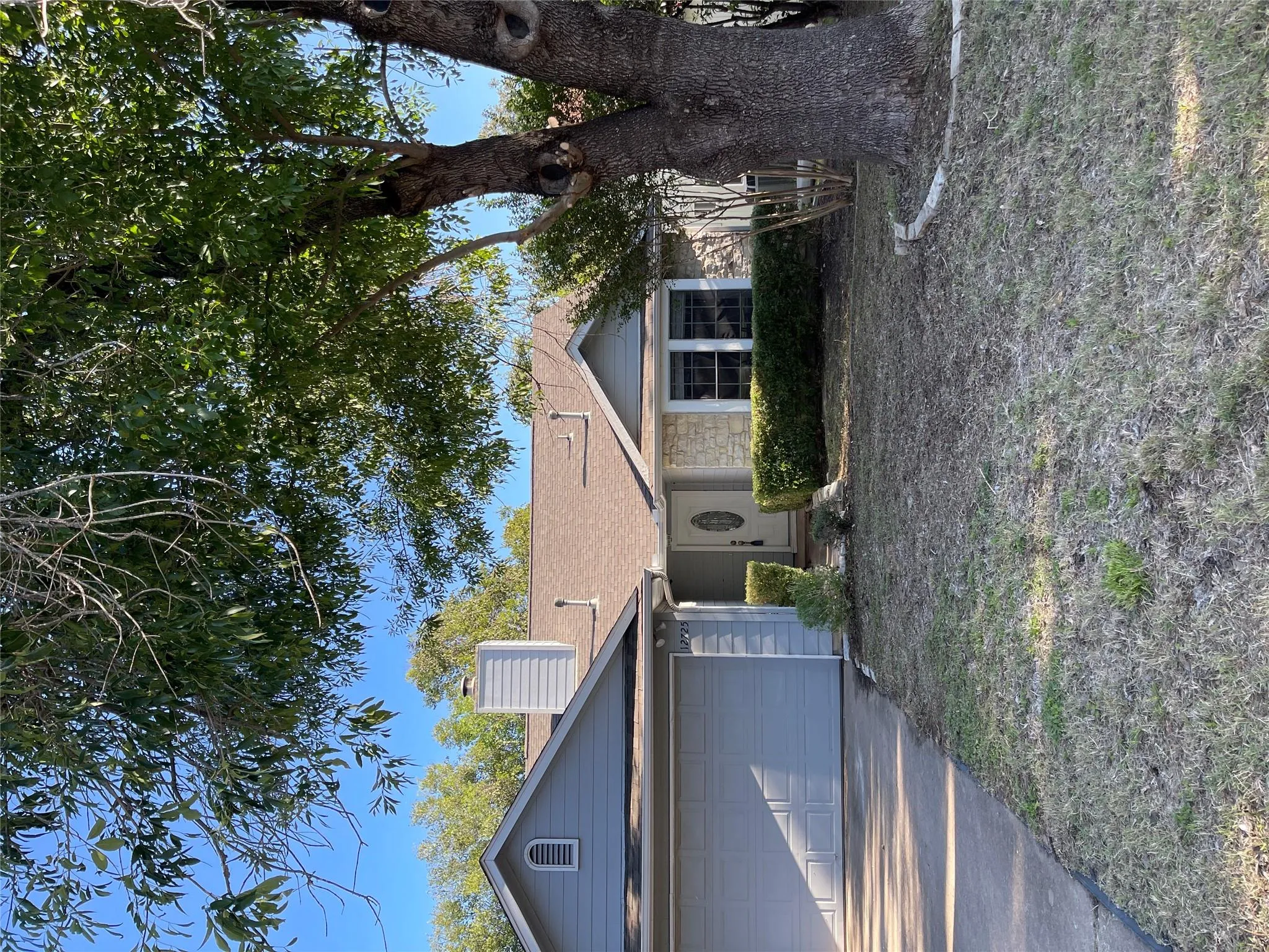 Photo of 12725 MAGNOLIA MOUND TRL, Austin, 78727