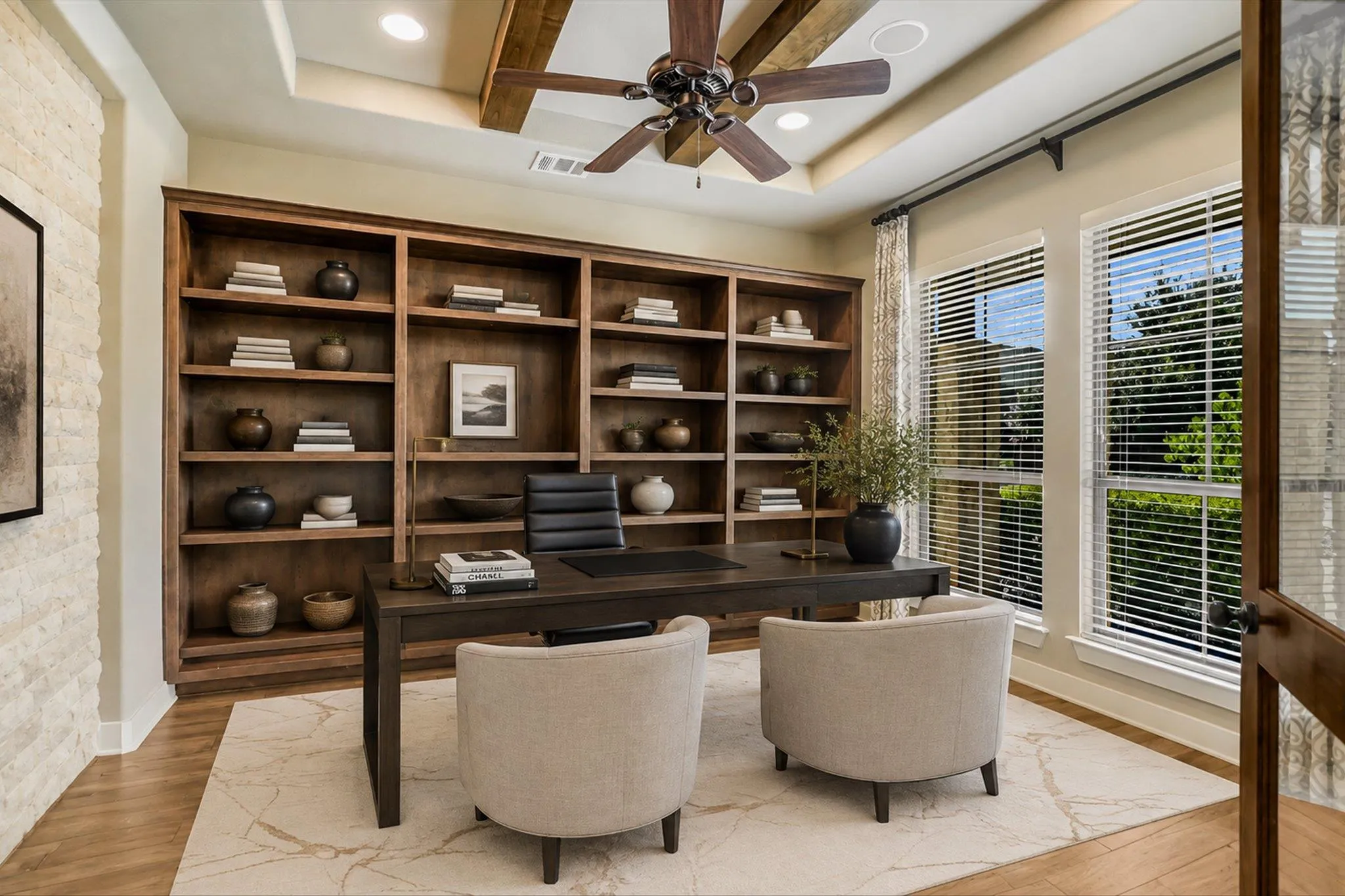 Photo 5 of 6005 EMPRESA DR