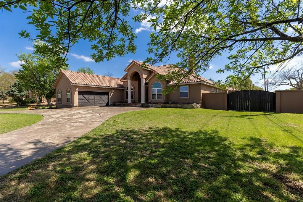 Photo of 3 WOODLAND LOOP, Round Rock, TX, 78664