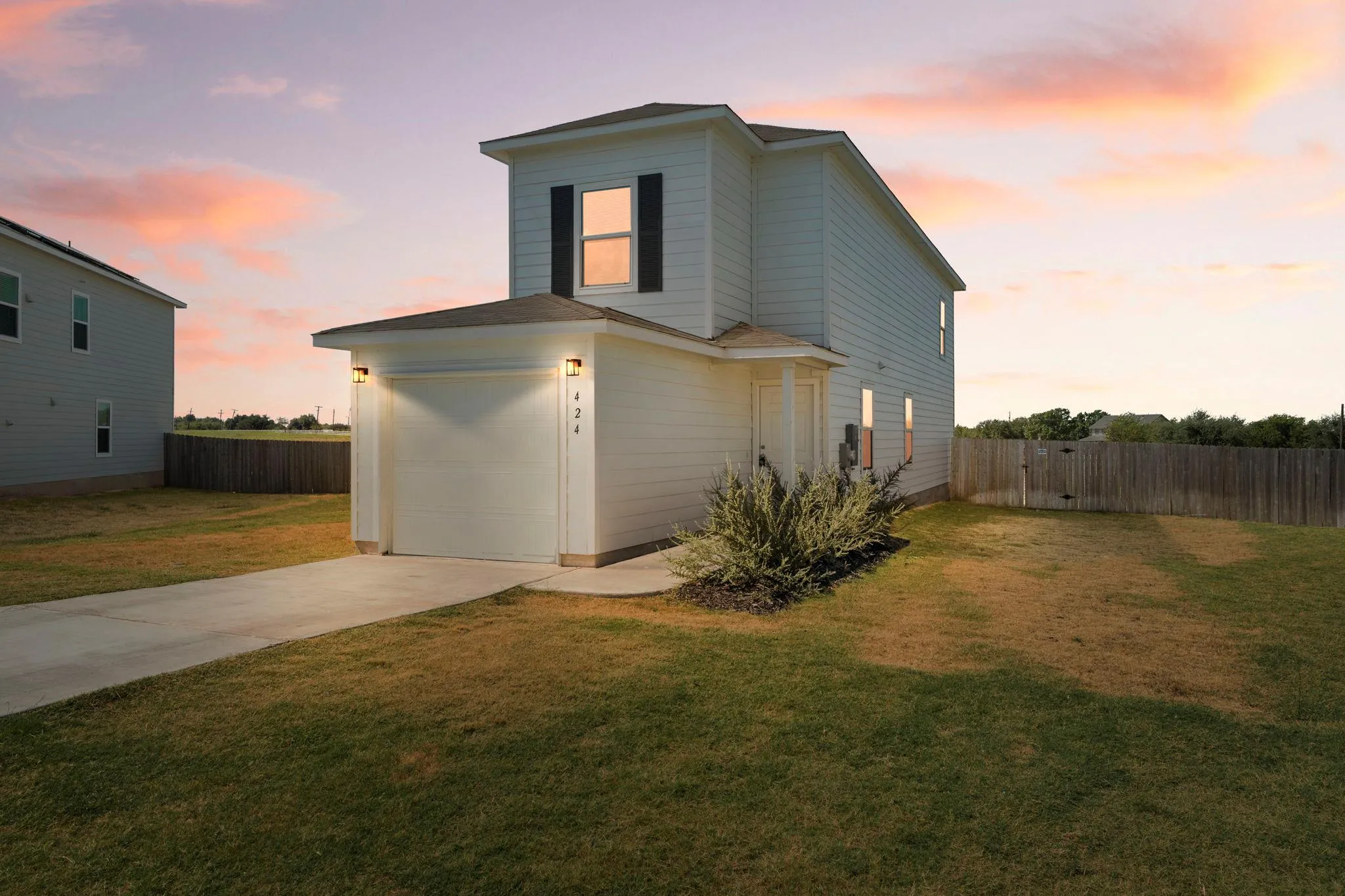 Photo of 424 MARTY ALLEN LOOP, Jarrell, TX, 76537