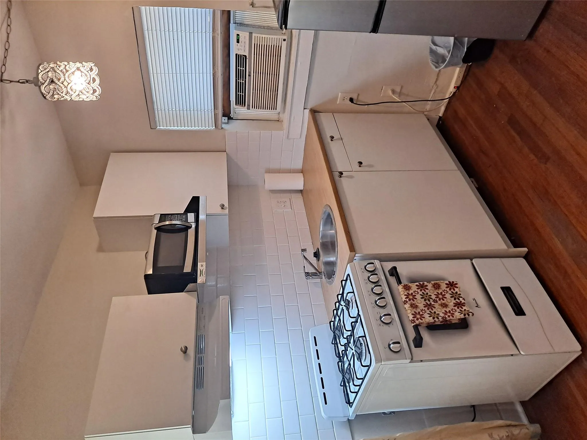Photo 3 of 1906 SAN GABRIEL ST #16
