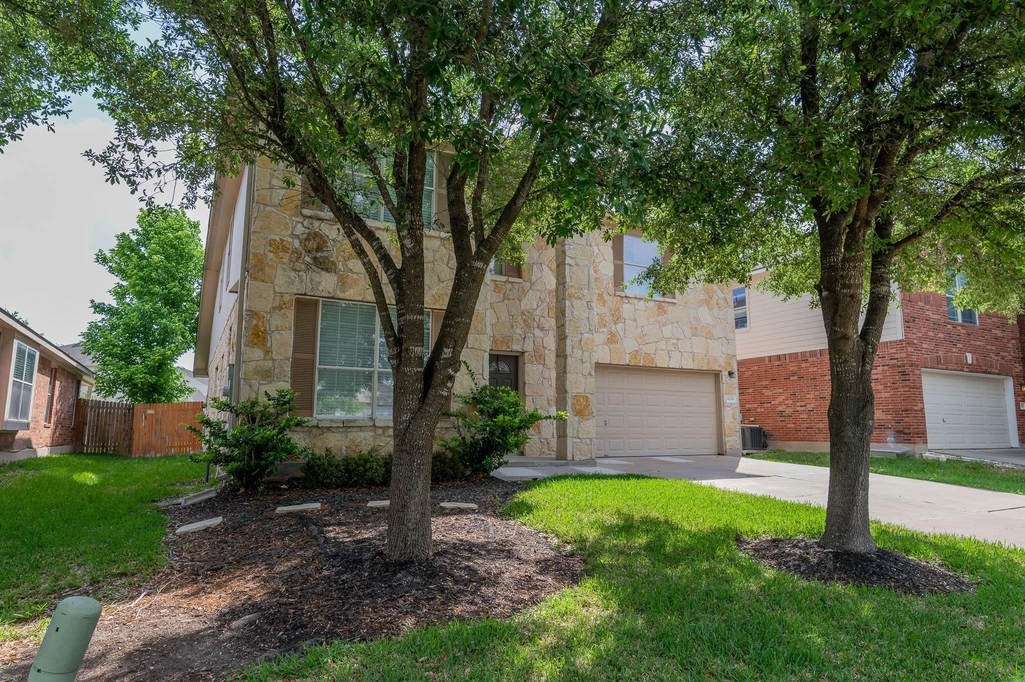 Photo 2 of PFLUGERVILLE 78660