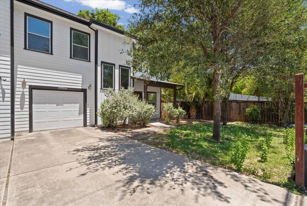 Photo of 3304 E 5TH ST #B, Austin, TX, 78702