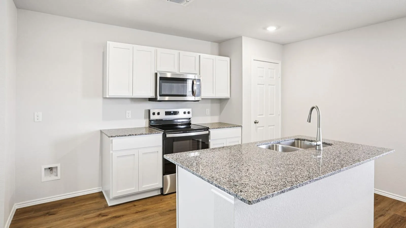 Photo 4 of 160 WYATT WAY