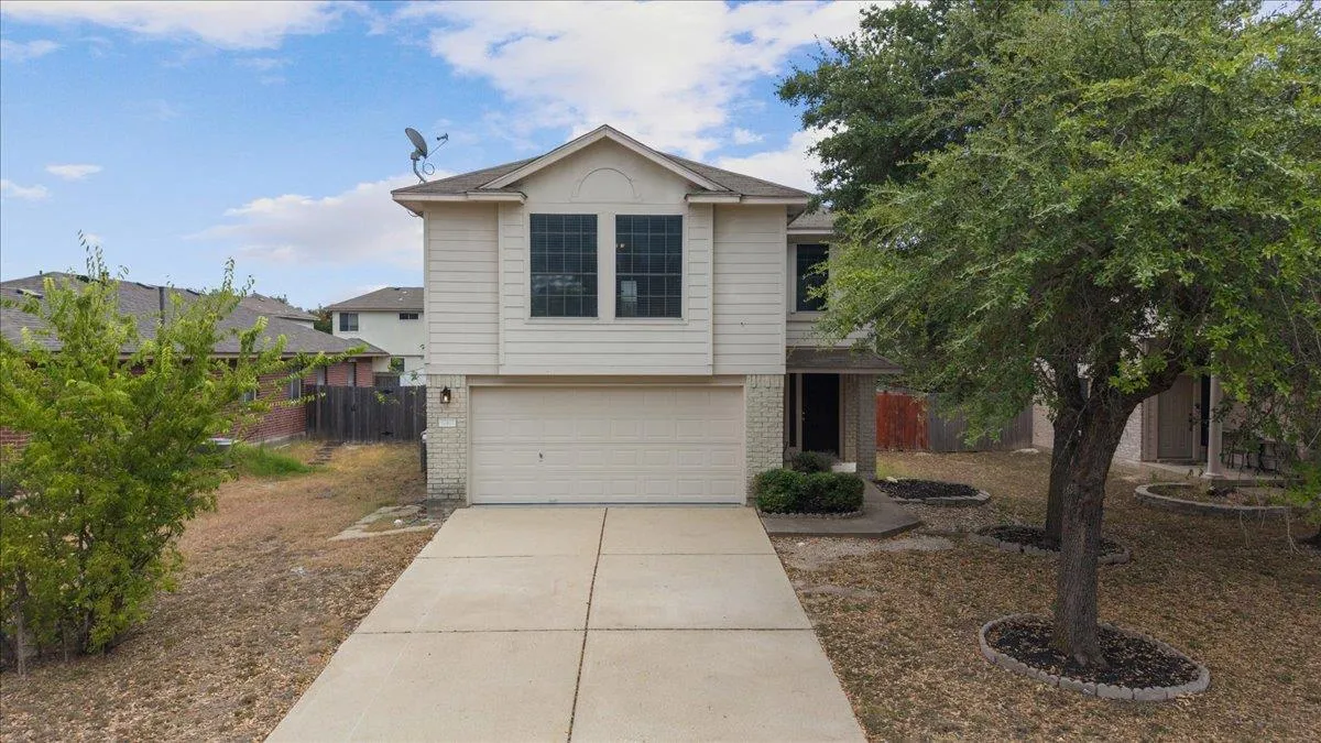 Photo of 17411 VALENTINE DR, Round Rock, TX, 78664