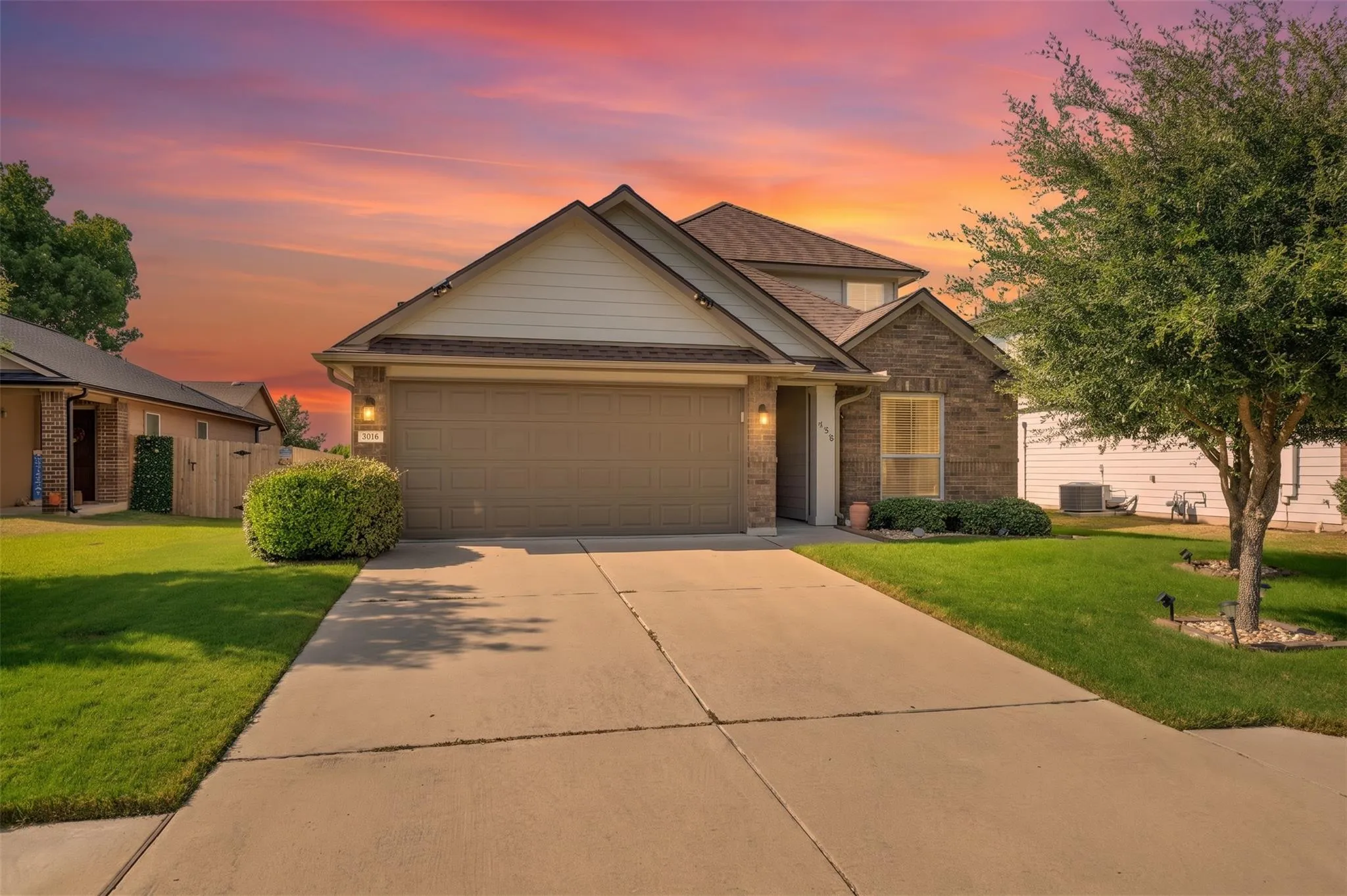 Photo of 308 MOULINS LN, Georgetown, TX, 78626