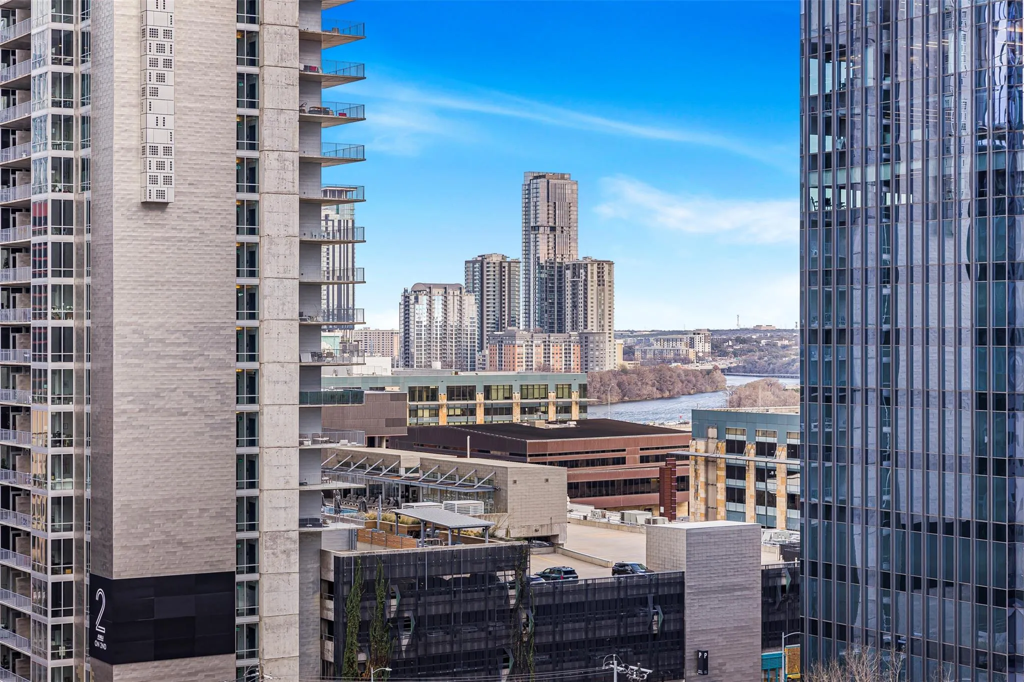 Photo 2 of 360 NUECES ST #1105