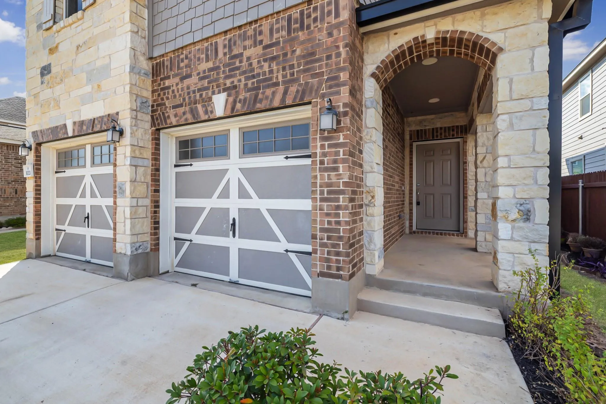 Photo 5 of 1021 COWBERRY DR