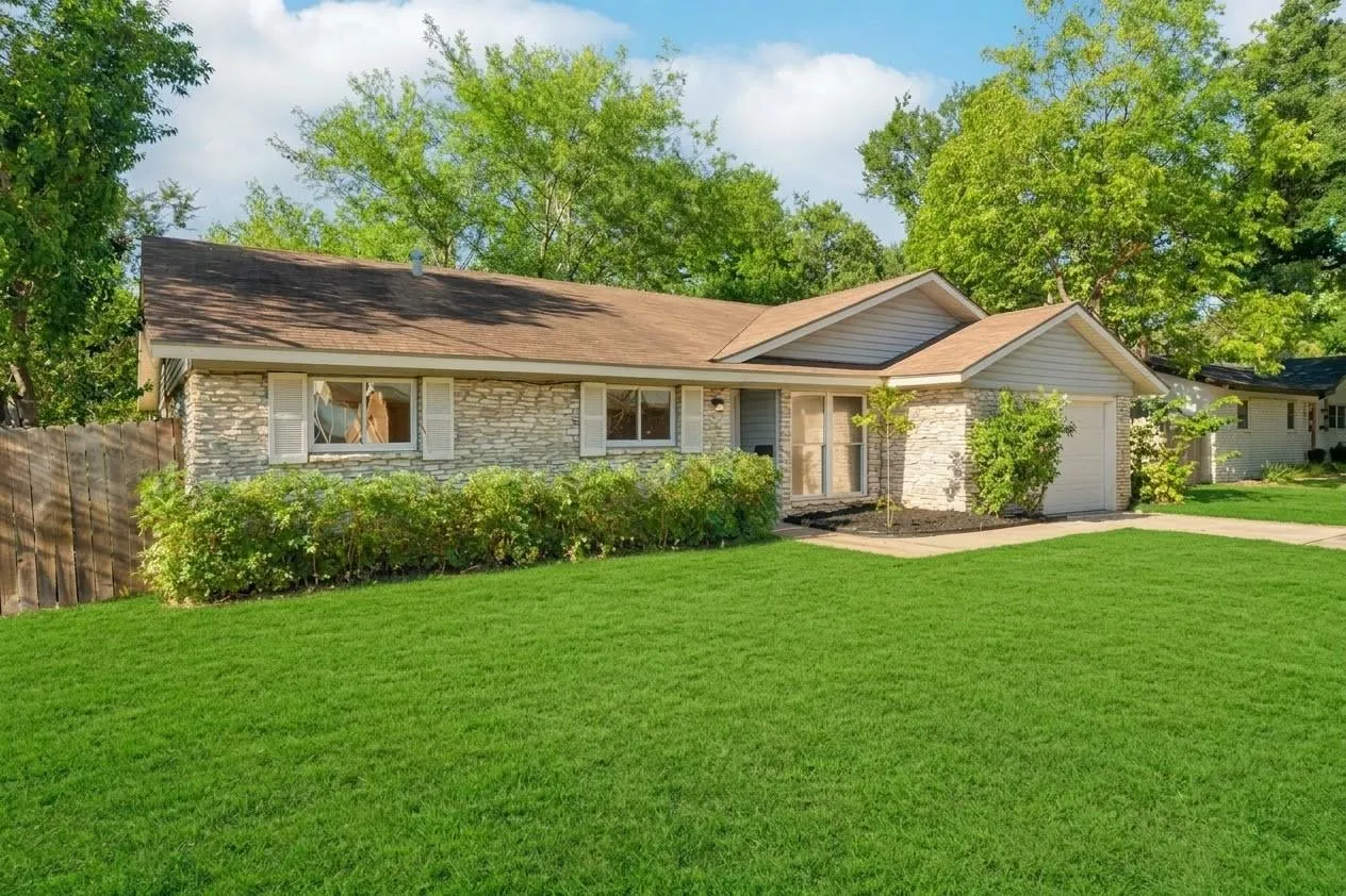 Photo of 1621 WHELESS LN, Austin, TX, 78723
