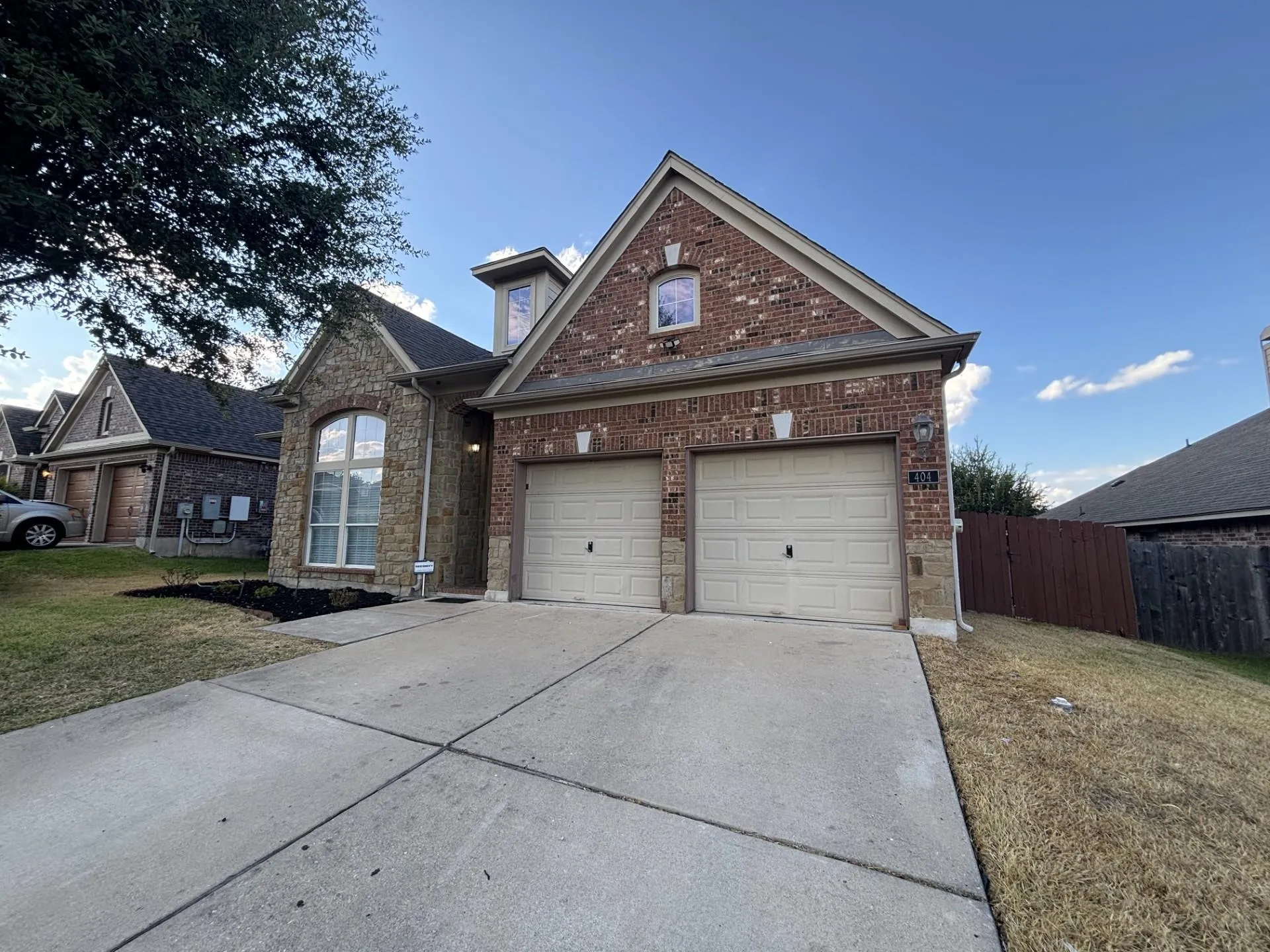 Photo of 404 E NAKOMA DR, Hutto, TX, 78634
