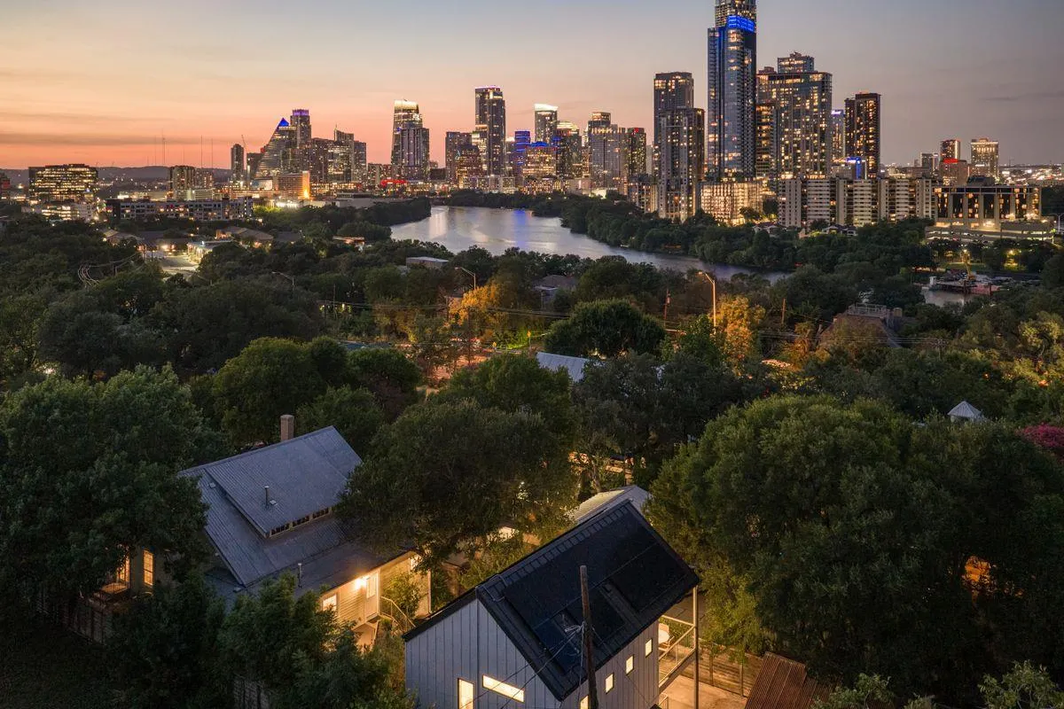 Photo of 1105 TRAVIS HEIGHTS BLVD, Austin, TX, 78704