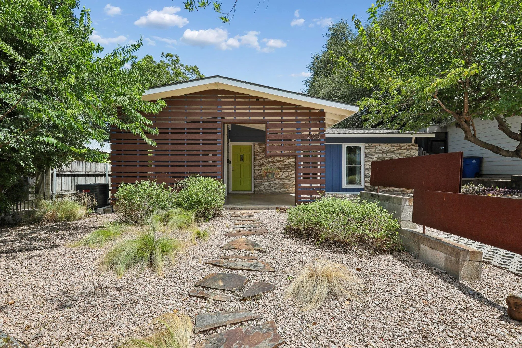 Photo of 200 LA VISTA ST, Austin, TX, 78704